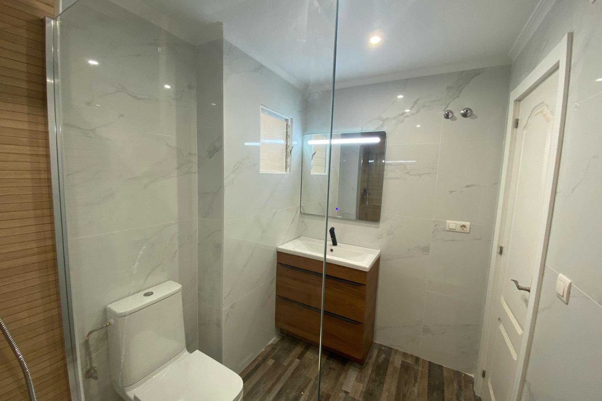 Segunda mano - Apartamento -
San Miguel de Salinas - Pueblo 9