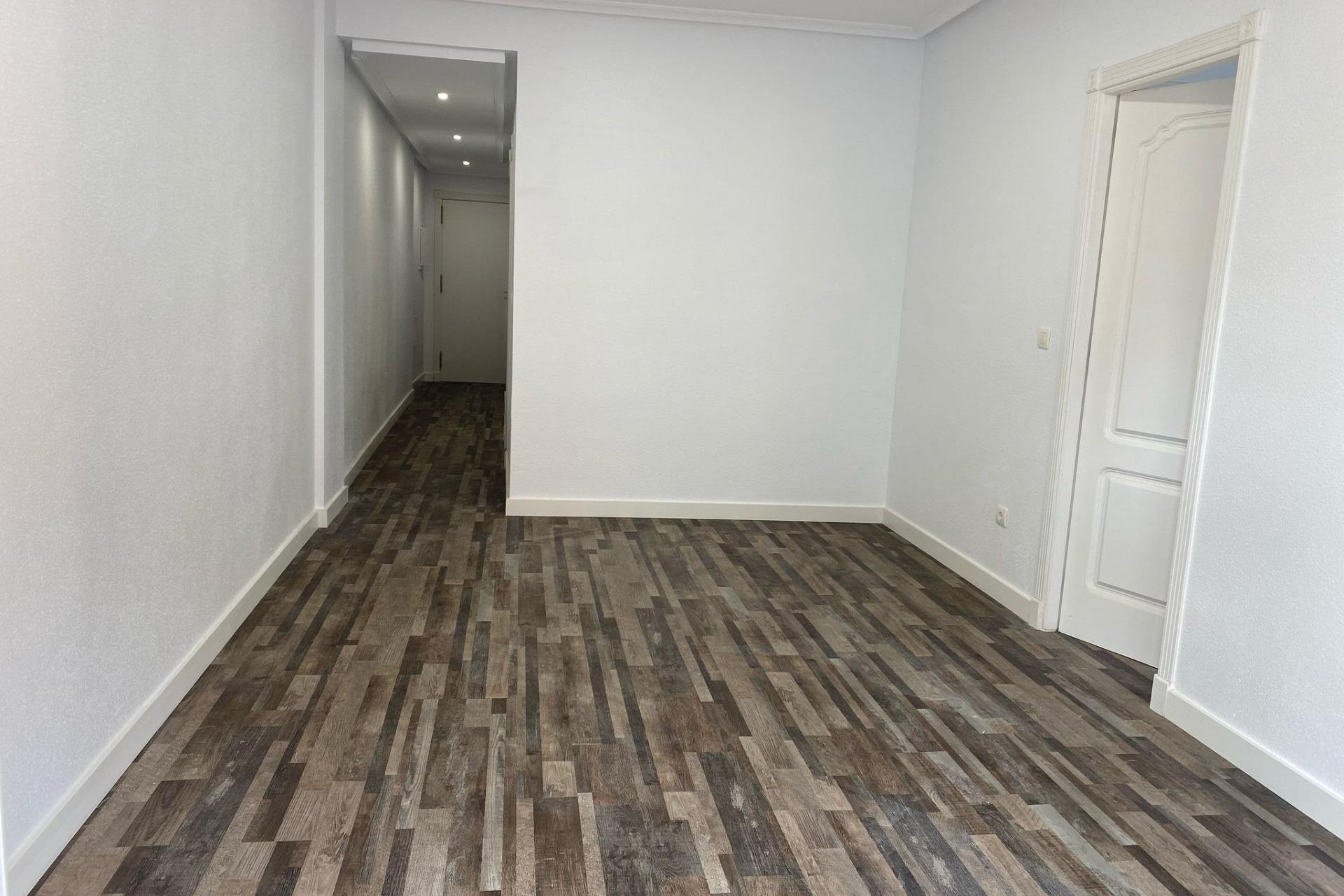 Segunda mano - Apartamento -
San Miguel de Salinas - Pueblo 9