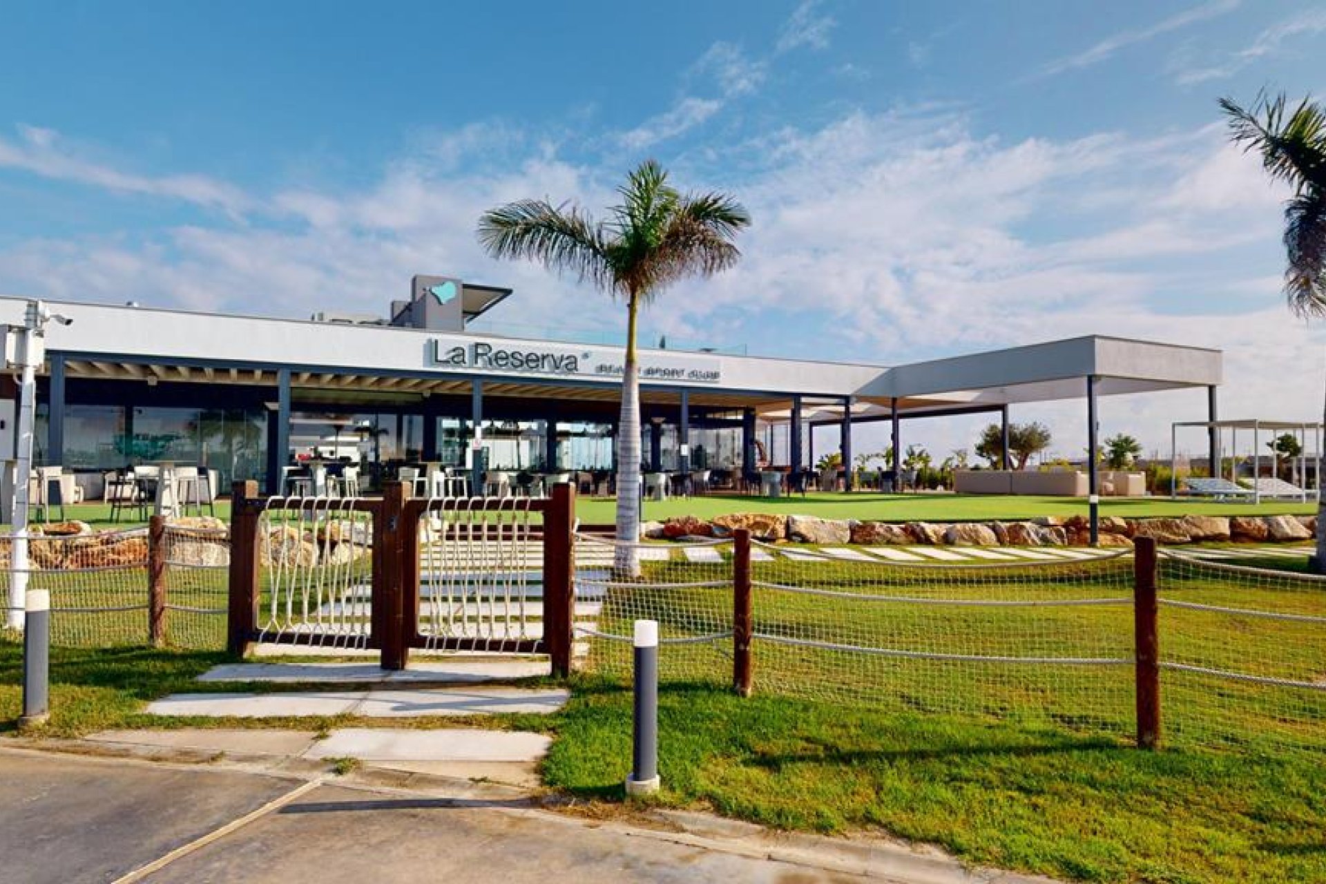 Segunda mano - Apartamento -
Santa Rosalia Resort - Inland