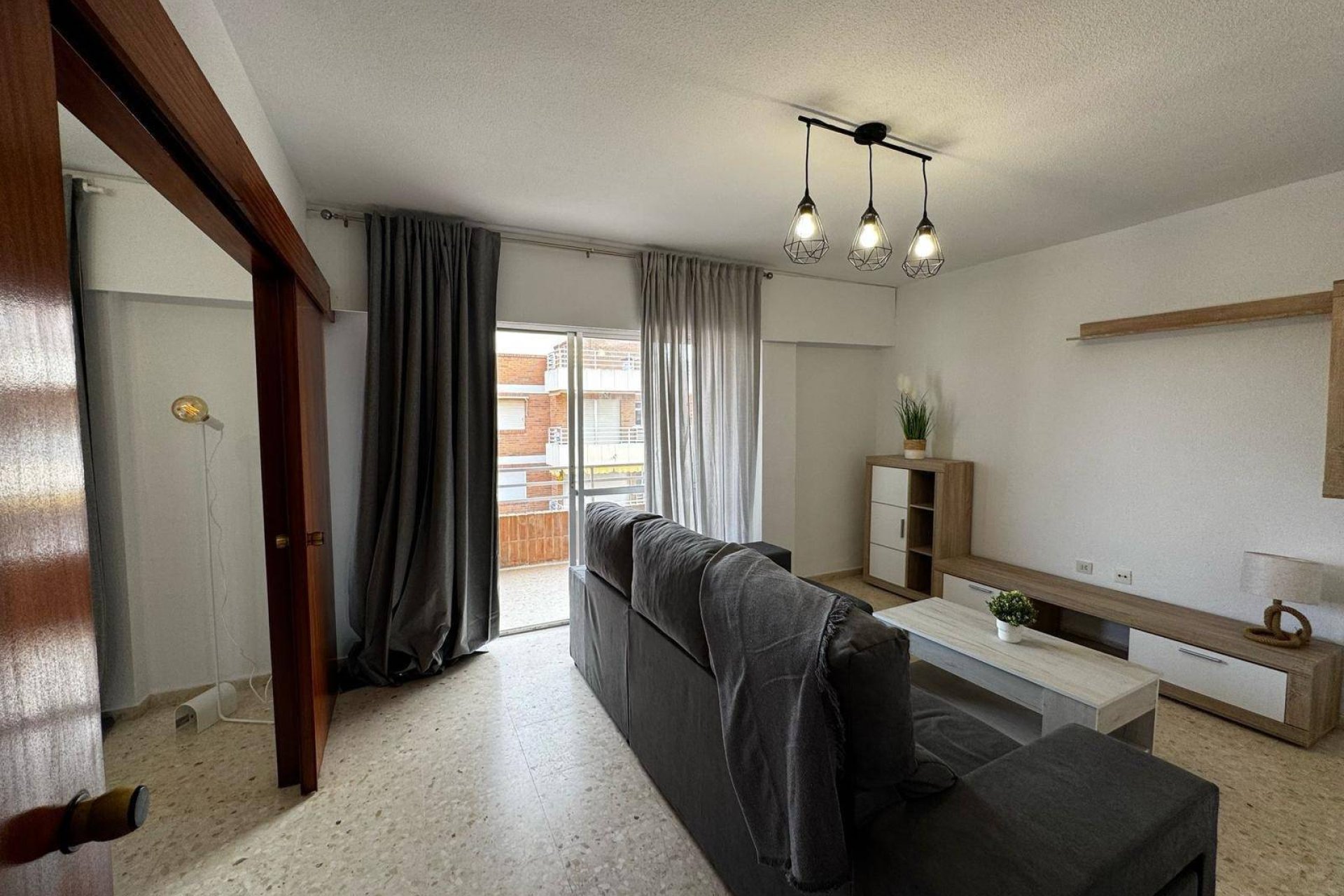 Segunda mano - Apartamento -
Santiago de la Ribera - San Blas