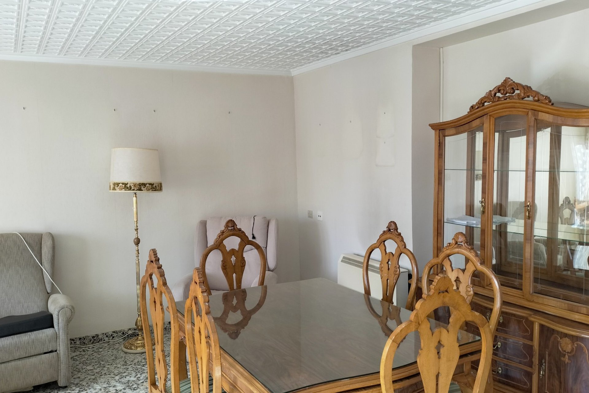 Segunda mano - Apartamento -
Sax - Inland