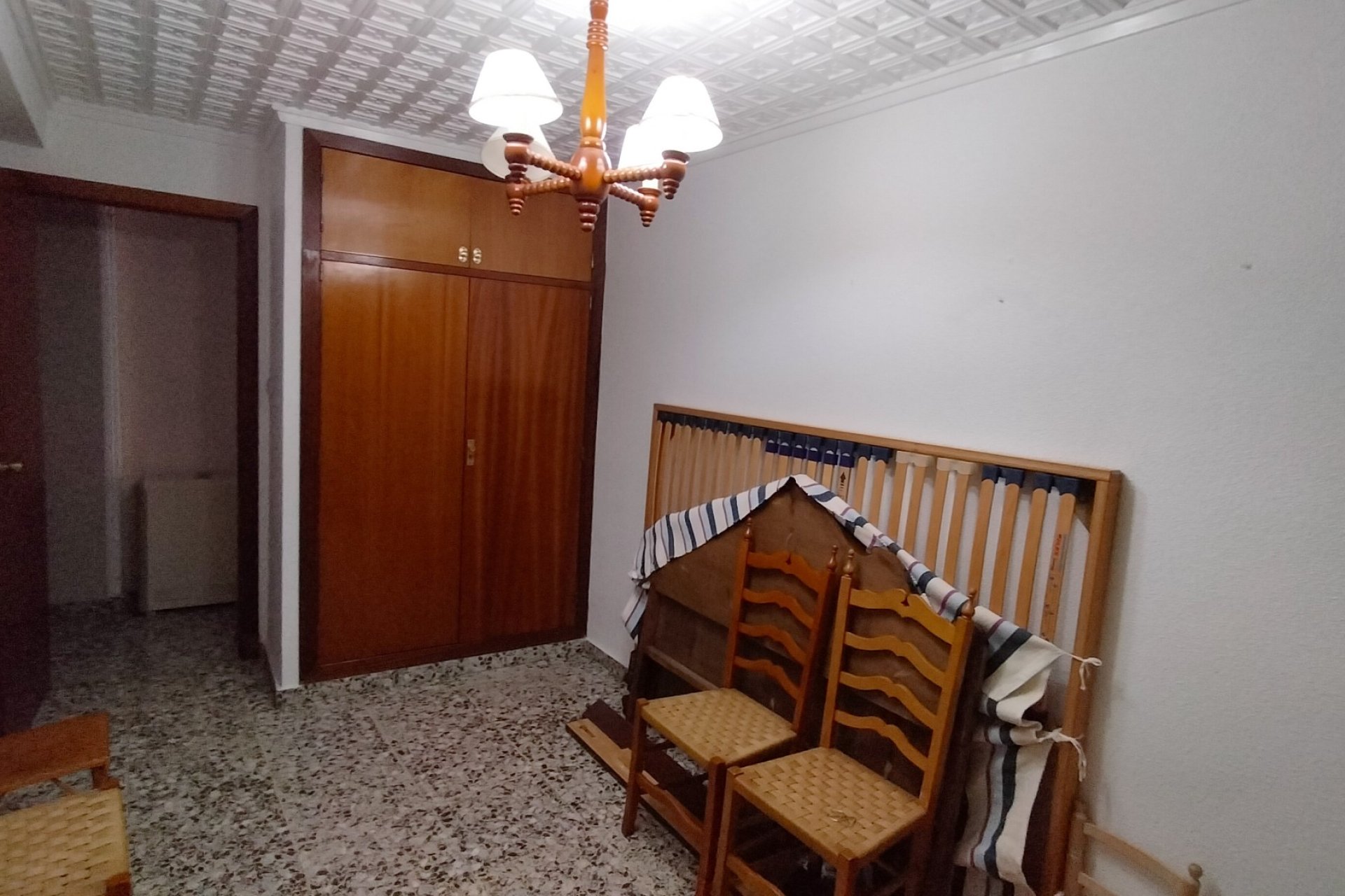 Segunda mano - Apartamento -
Sax - Inland