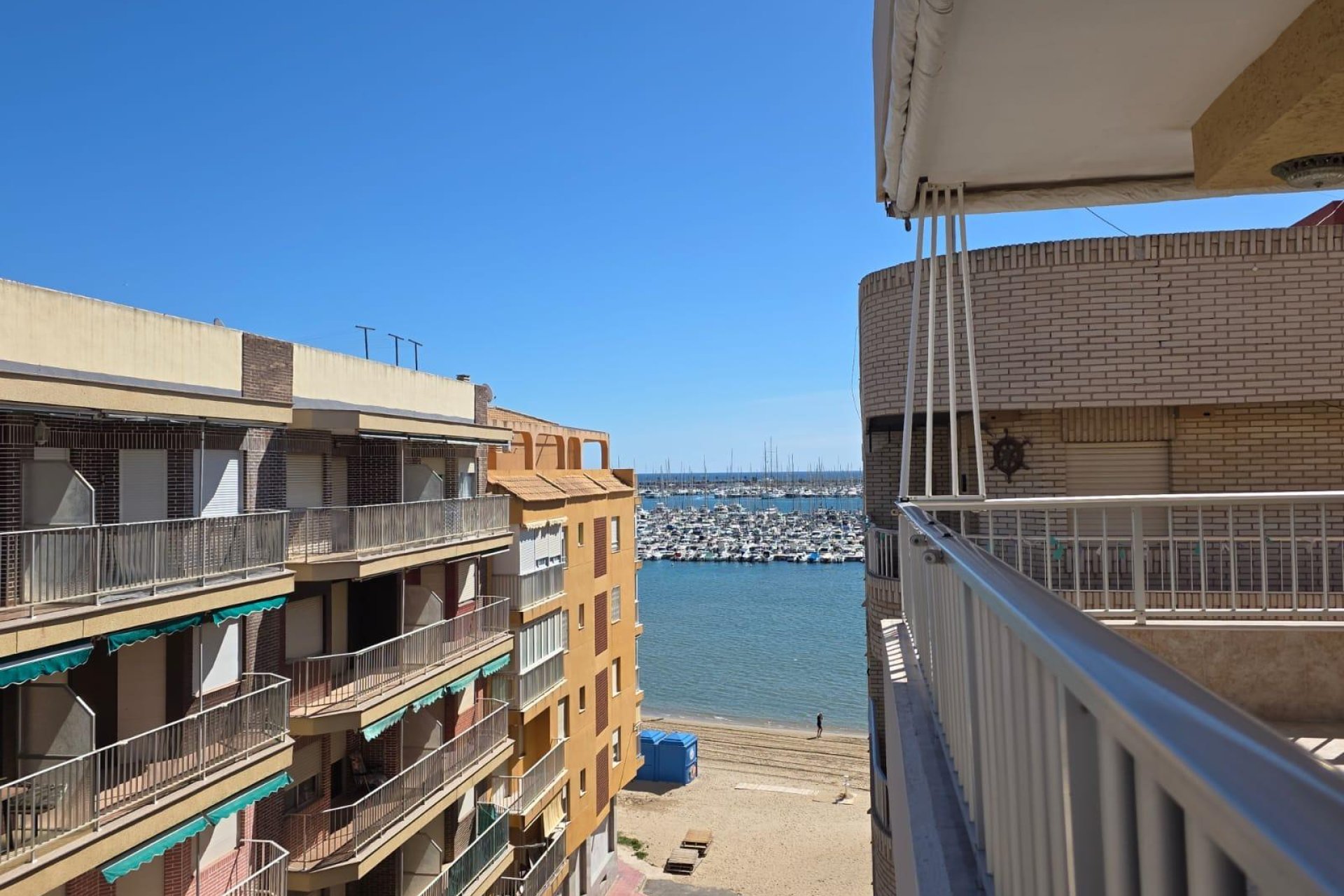 Segunda mano - Apartamento -
Torrevieja - Acequion