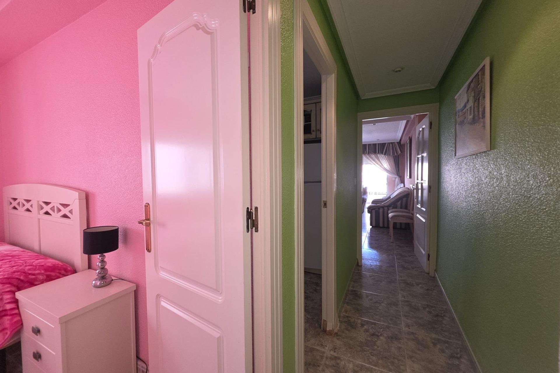 Segunda mano - Apartamento -
Torrevieja - Acequion