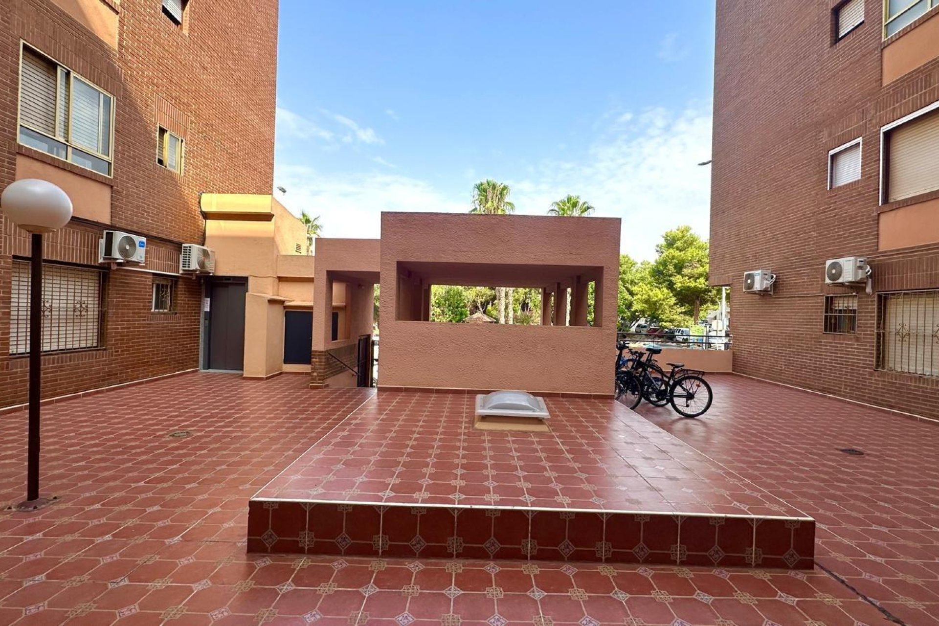 Segunda mano - Apartamento -
Torrevieja - Acequion
