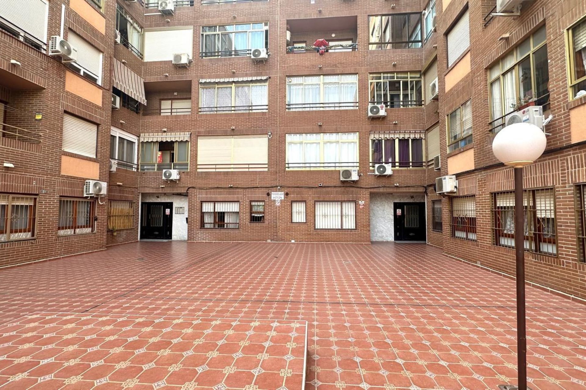 Segunda mano - Apartamento -
Torrevieja - Acequion