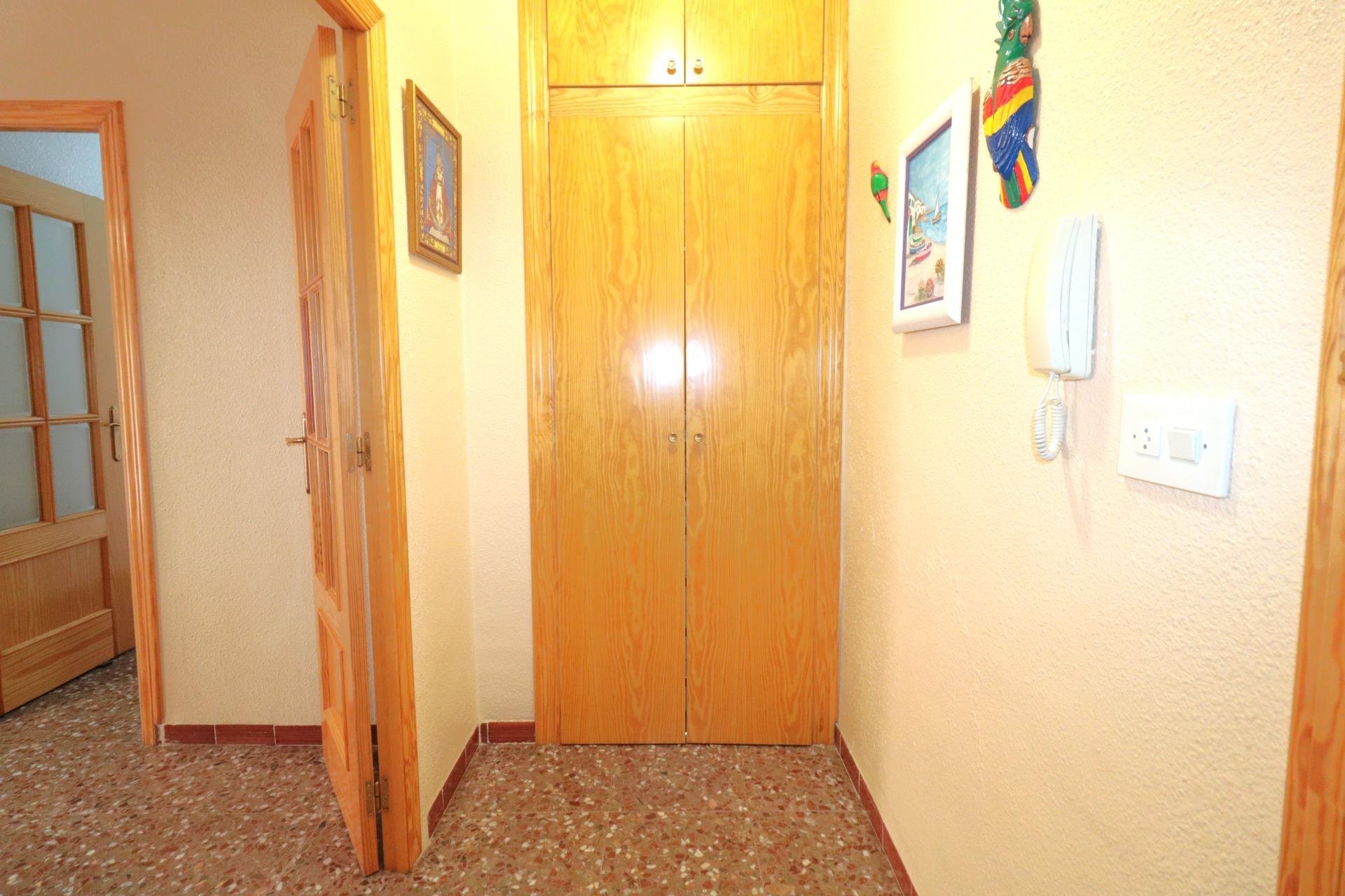 Segunda mano - Apartamento -
Torrevieja - Acequion