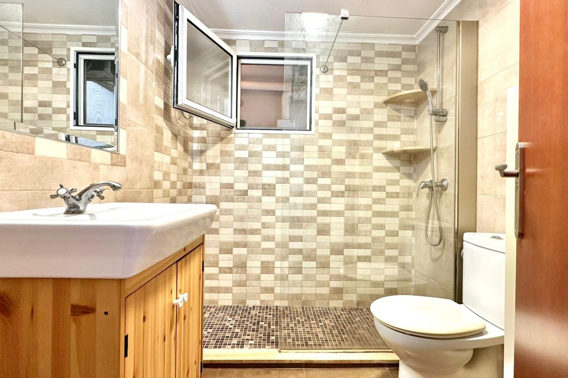 Segunda mano - Apartamento -
Torrevieja - Acequion