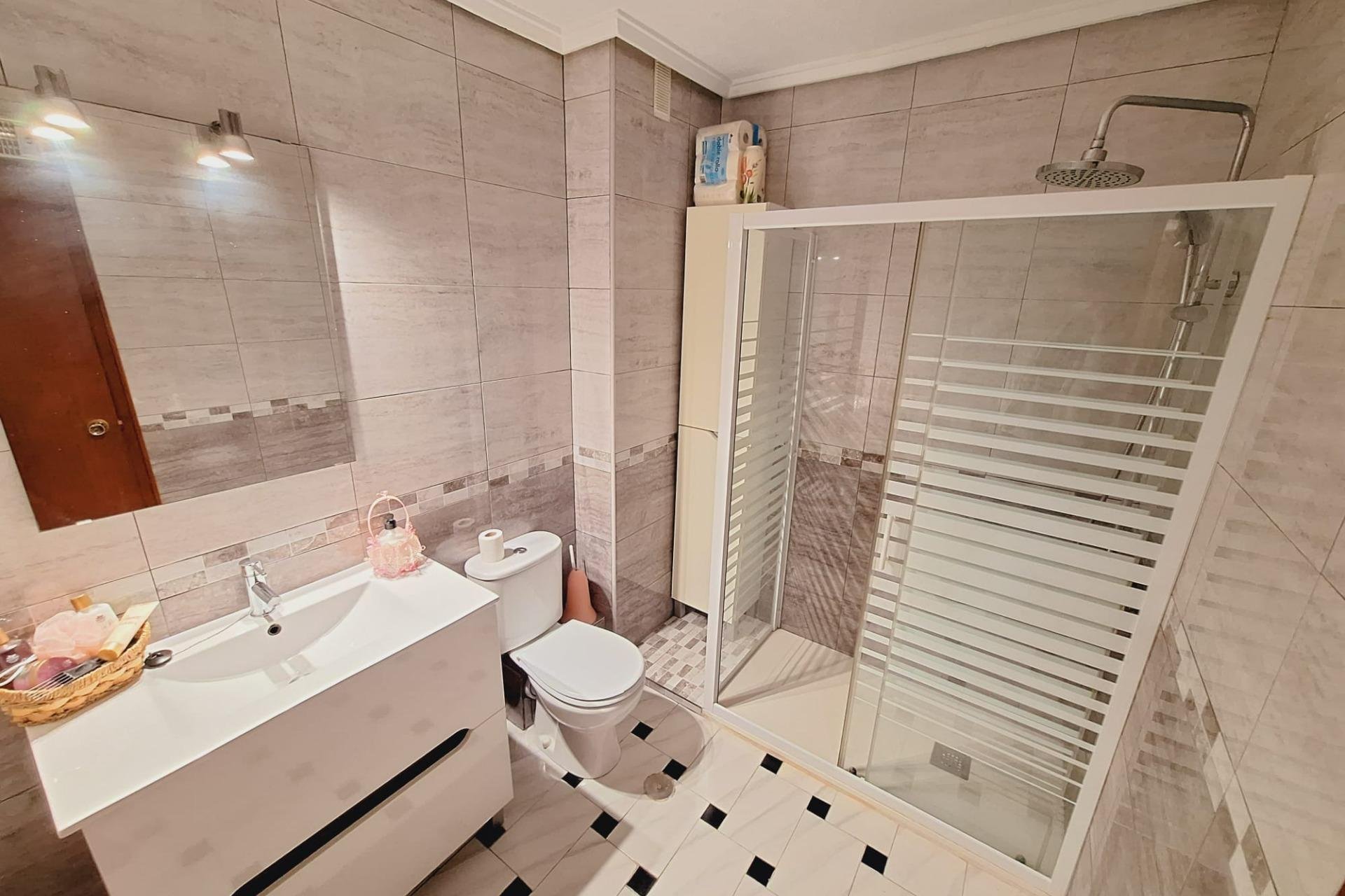 Segunda mano - Apartamento -
Torrevieja - Acequion