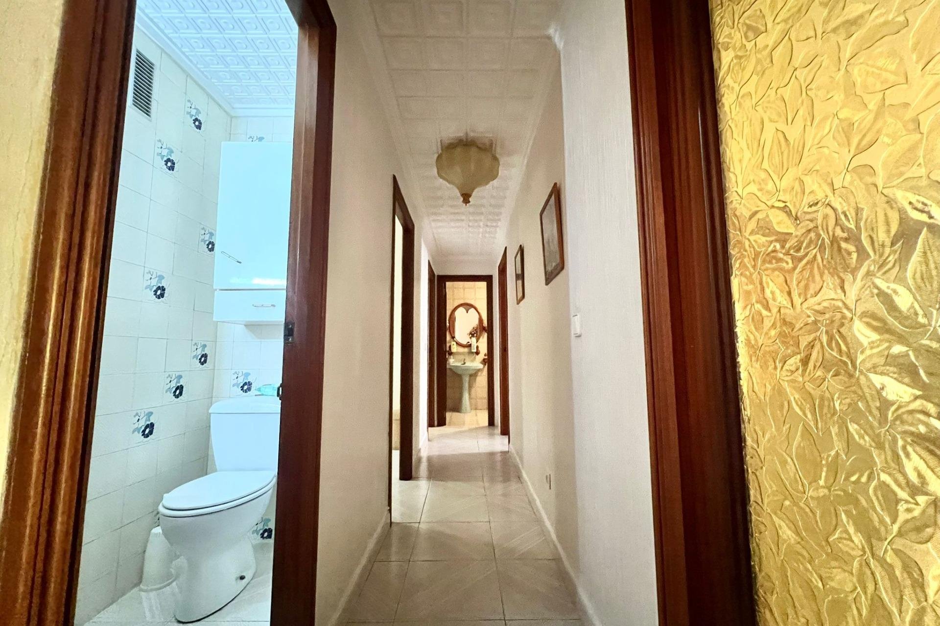 Segunda mano - Apartamento -
Torrevieja - Acequion