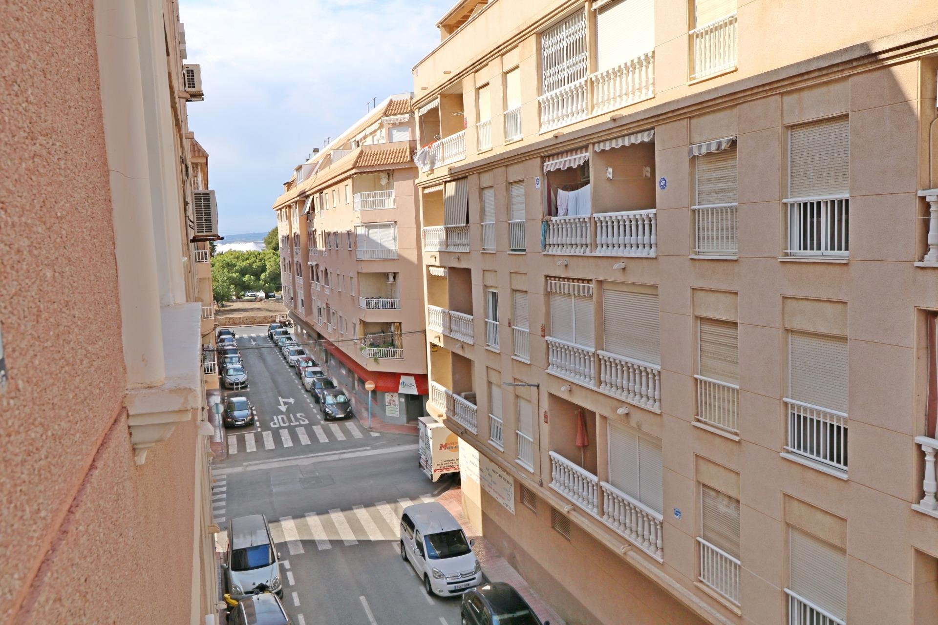 Segunda mano - Apartamento -
Torrevieja - Acequion