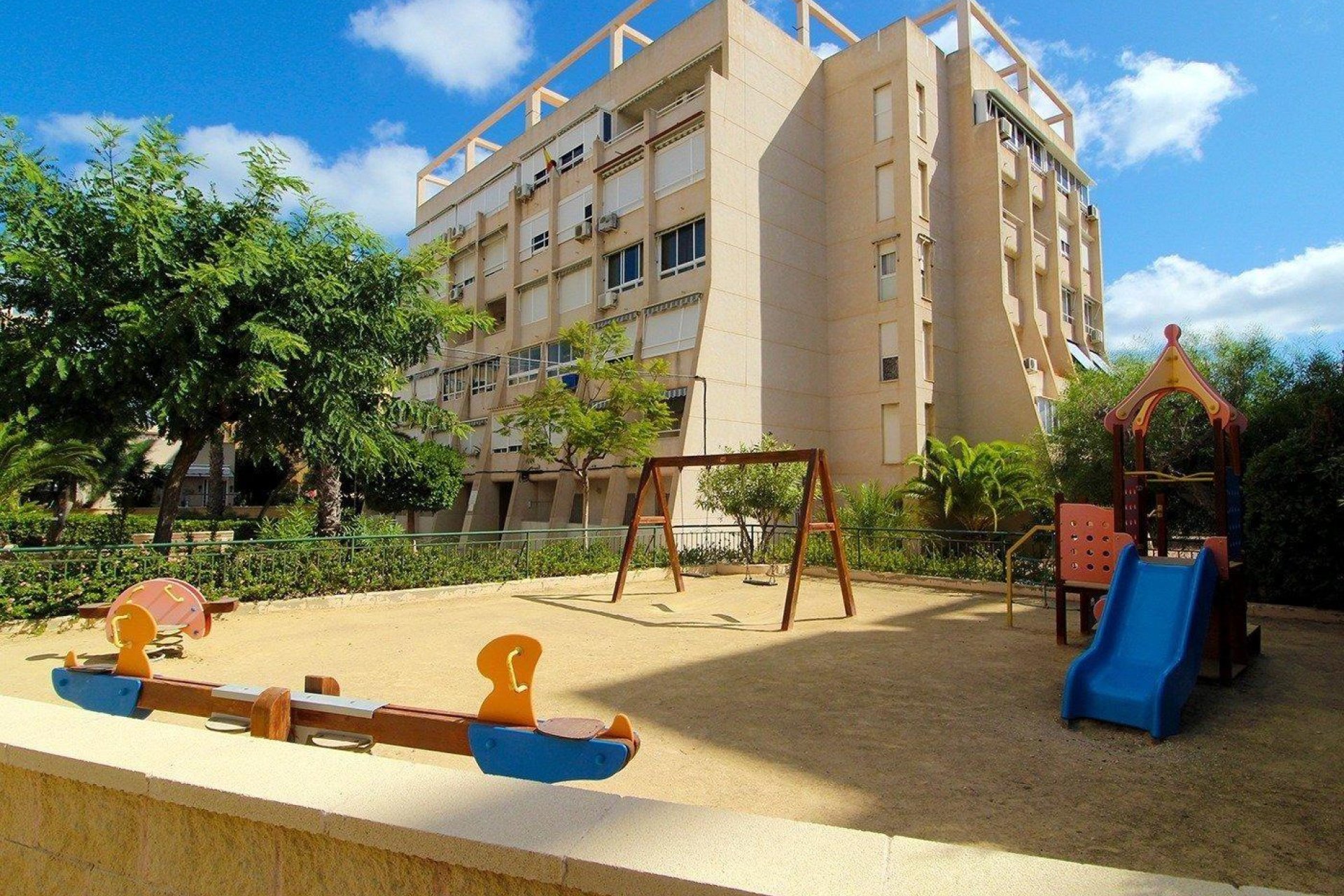 Segunda mano - Apartamento -
Torrevieja - Aguas Nuevas