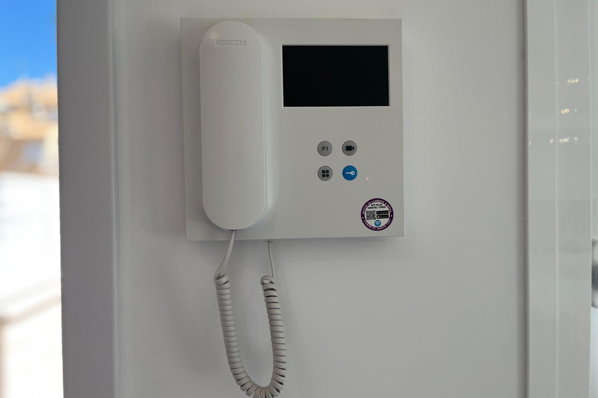 Segunda mano - Apartamento -
Torrevieja - Aguas Nuevas