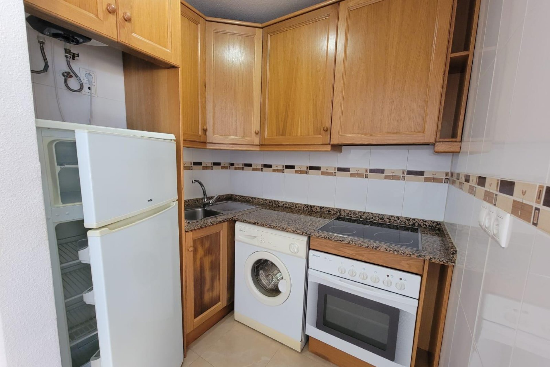 Segunda mano - Apartamento -
Torrevieja - Aguas Nuevas