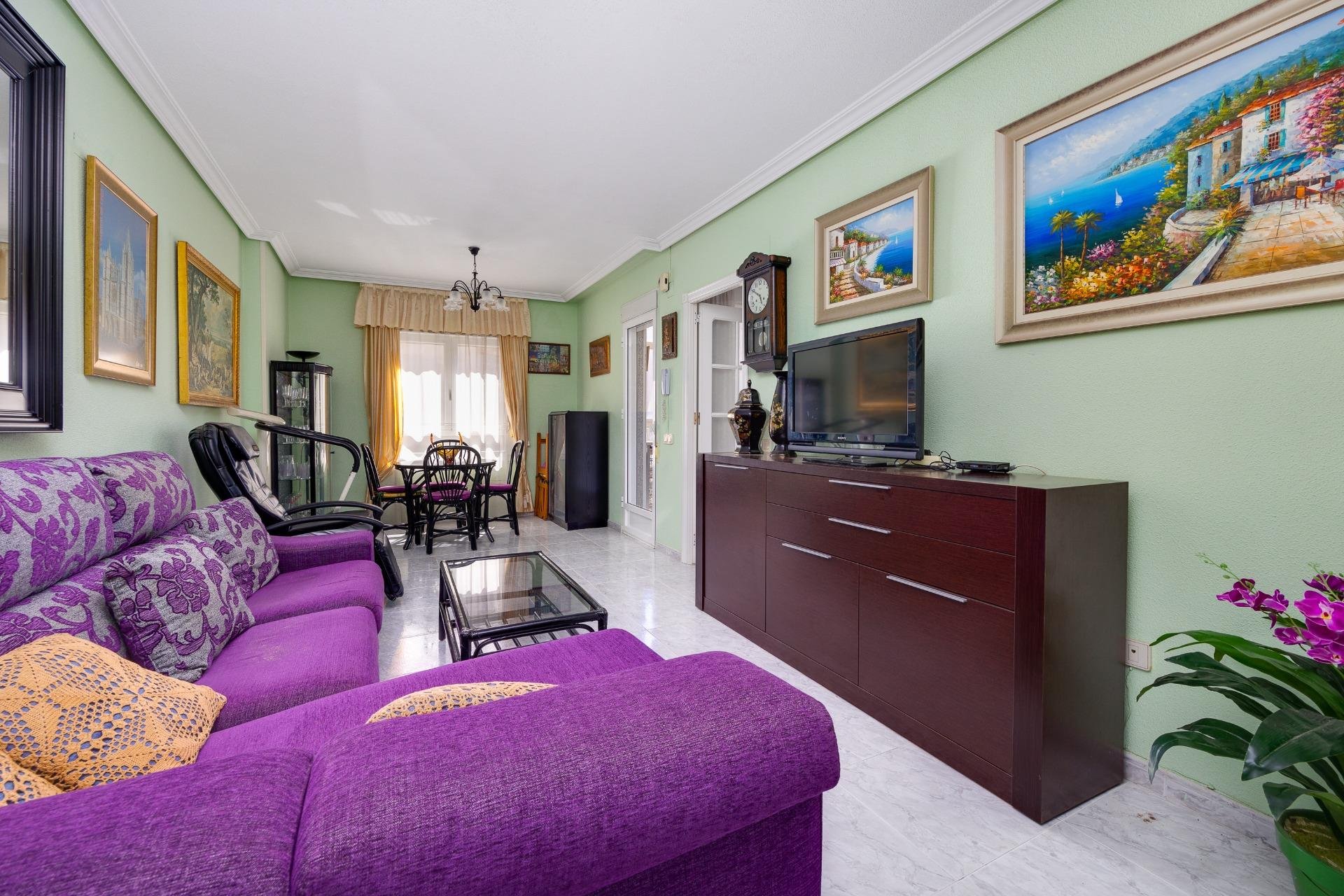 Segunda mano - Apartamento -
Torrevieja - Antonio Machado