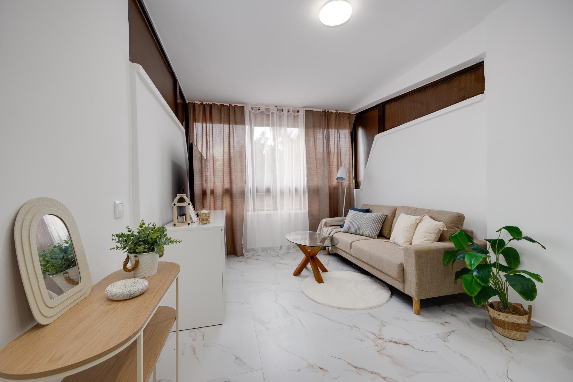 Segunda mano - Apartamento -
Torrevieja - Cabo Cervera