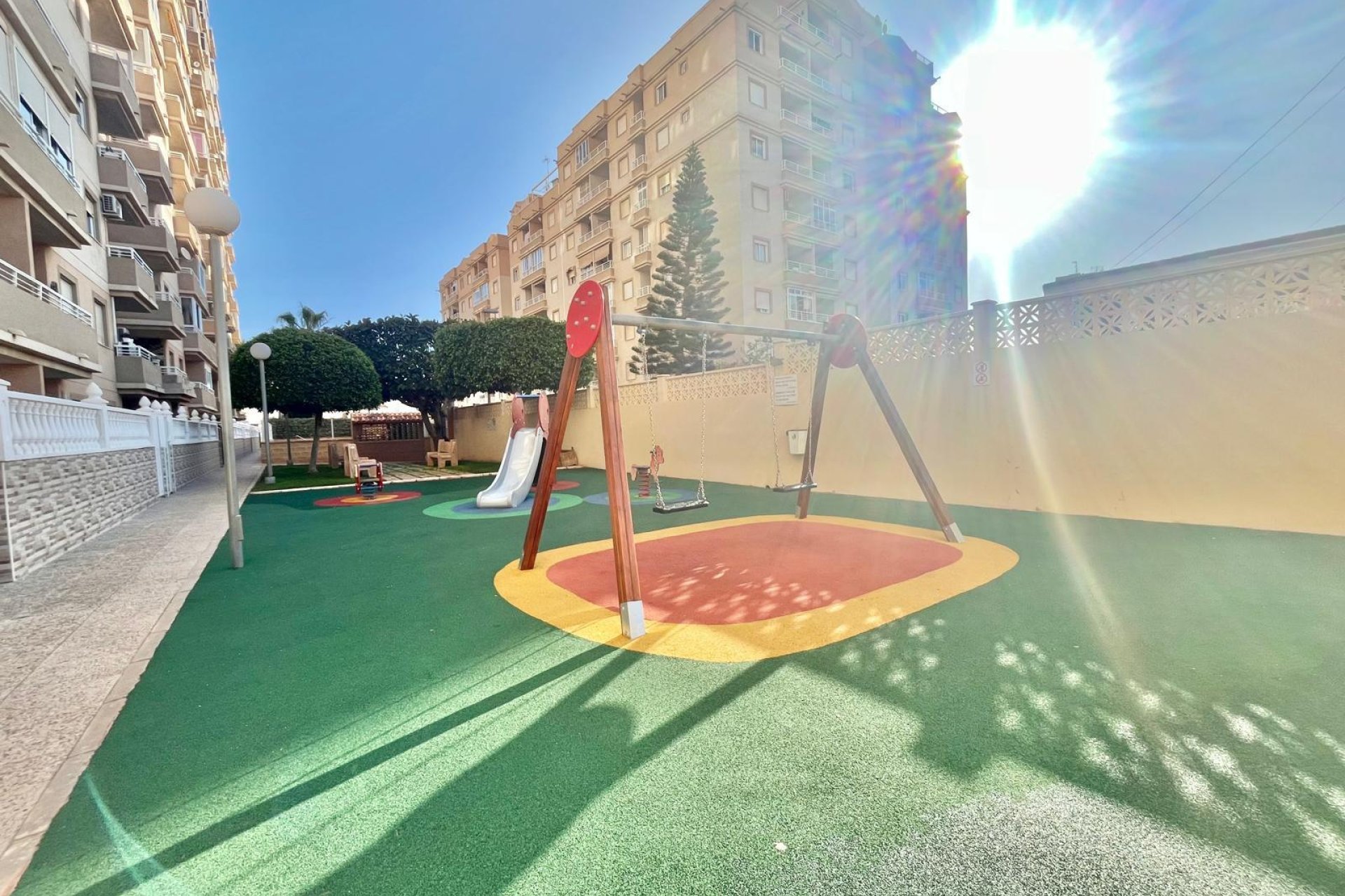 Segunda mano - Apartamento -
Torrevieja - Calas Blanca