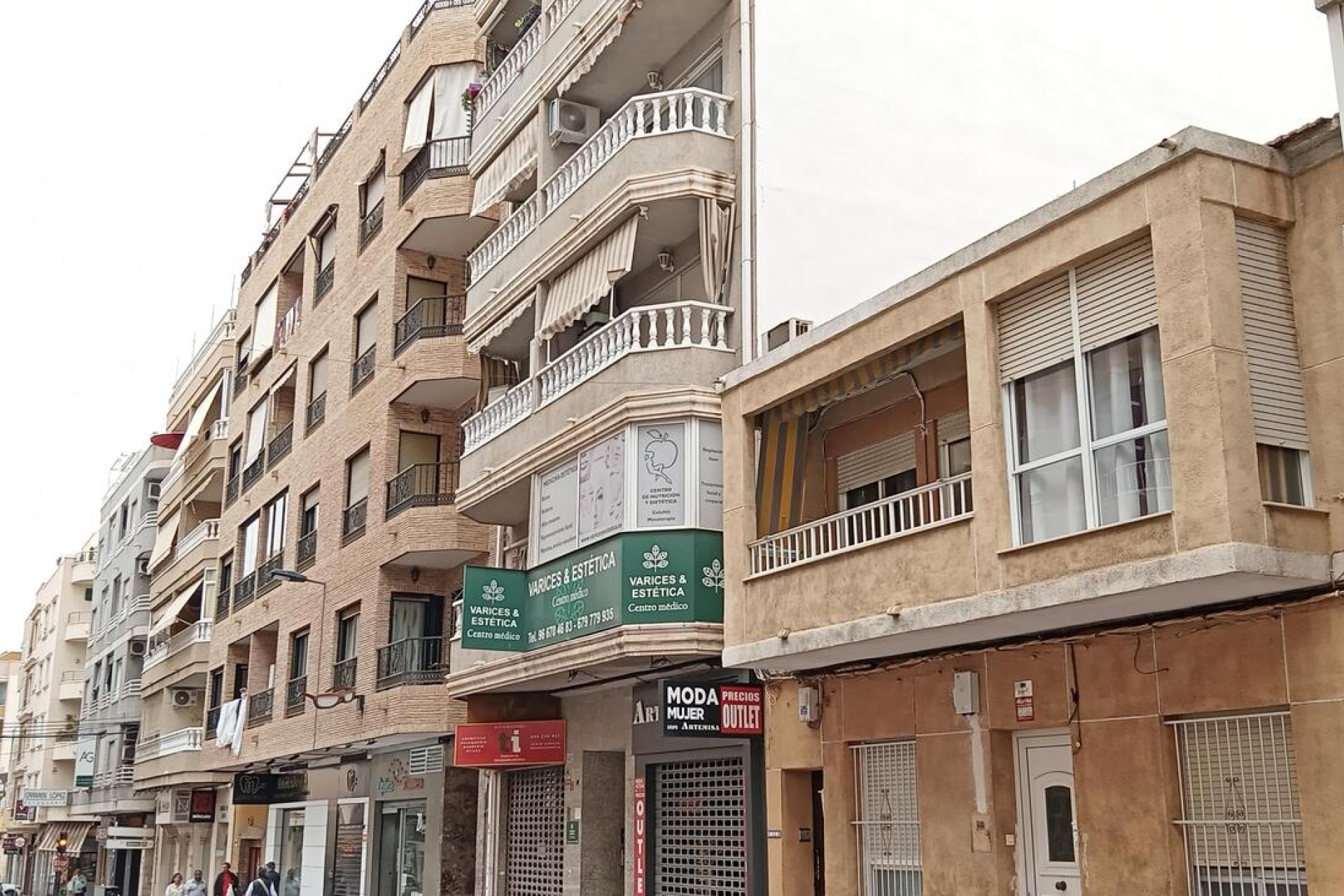 Segunda mano - Apartamento -
Torrevieja - CENTRE