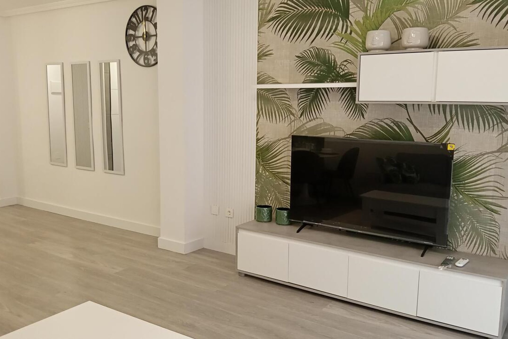 Segunda mano - Apartamento -
Torrevieja - CENTRE