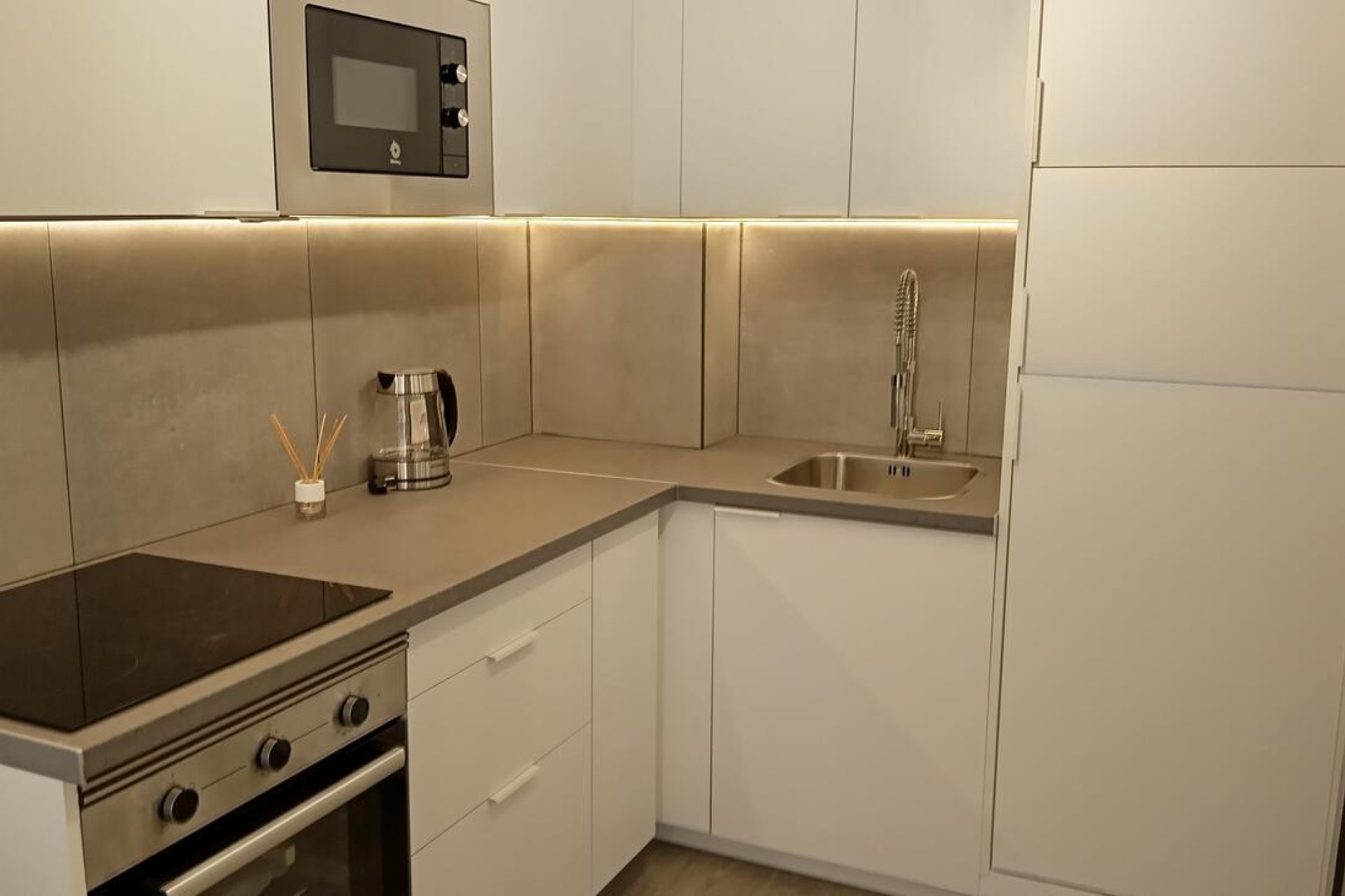 Segunda mano - Apartamento -
Torrevieja - CENTRE