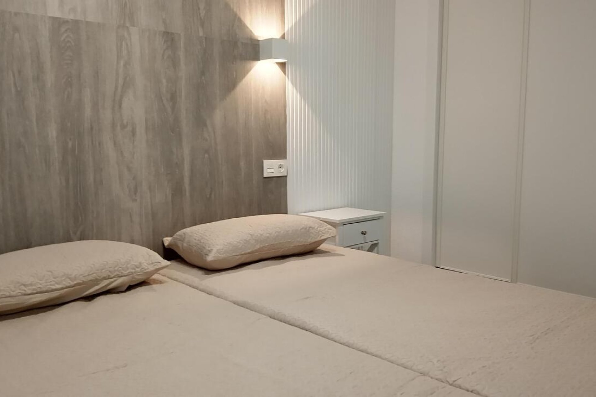 Segunda mano - Apartamento -
Torrevieja - CENTRE