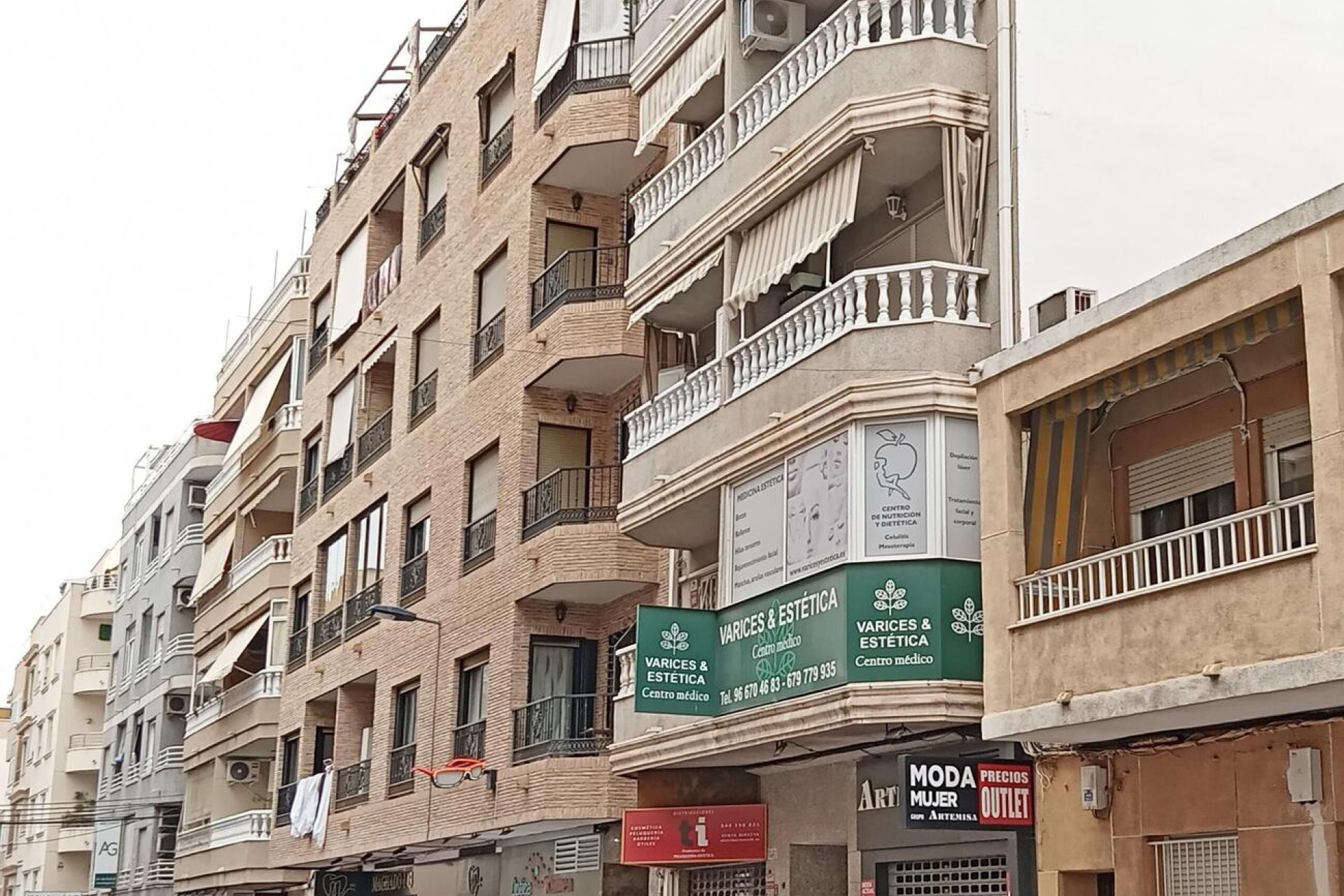 Segunda mano - Apartamento -
Torrevieja - CENTRE