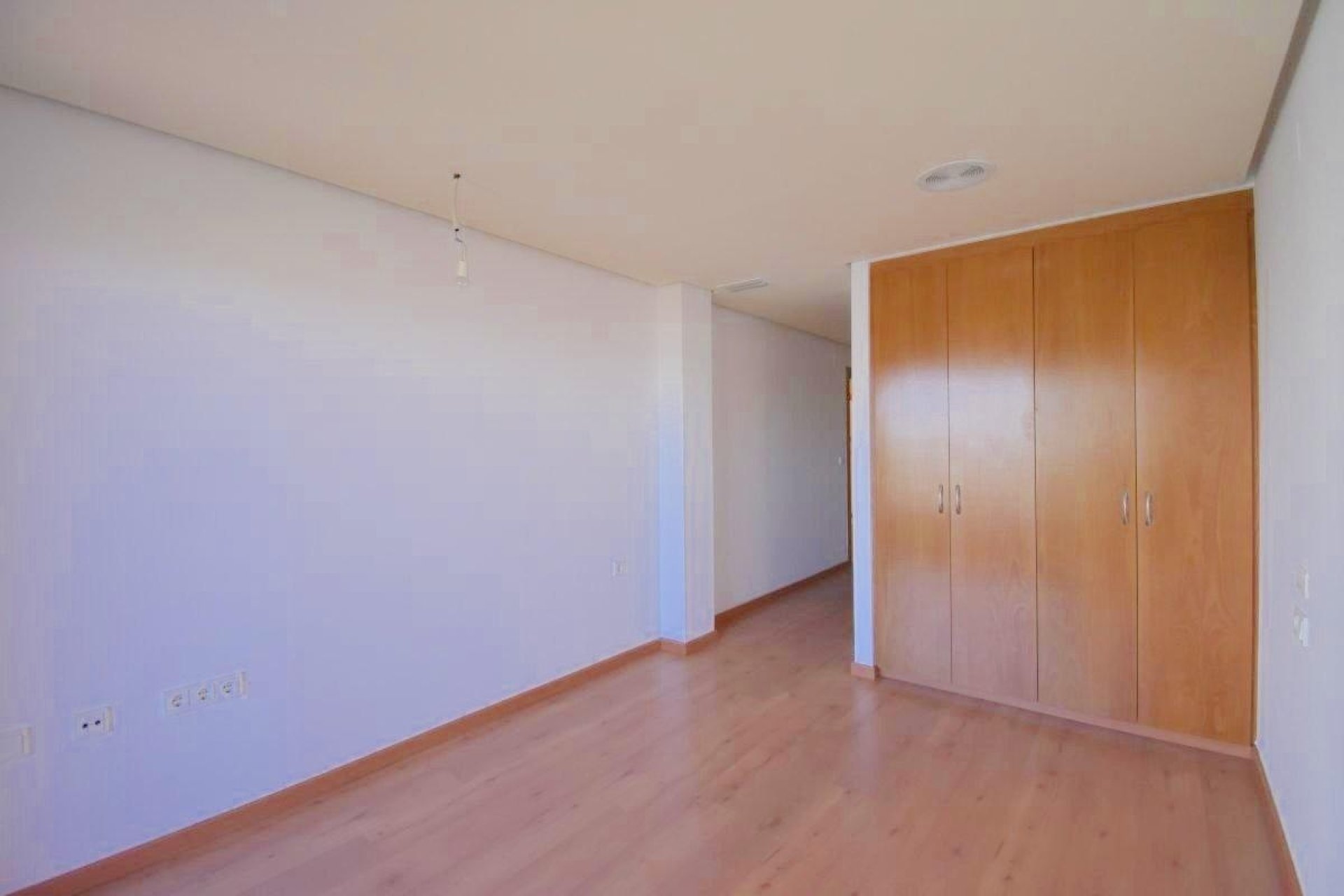 Segunda mano - Apartamento -
Torrevieja - Centro - Muelle Pesquero