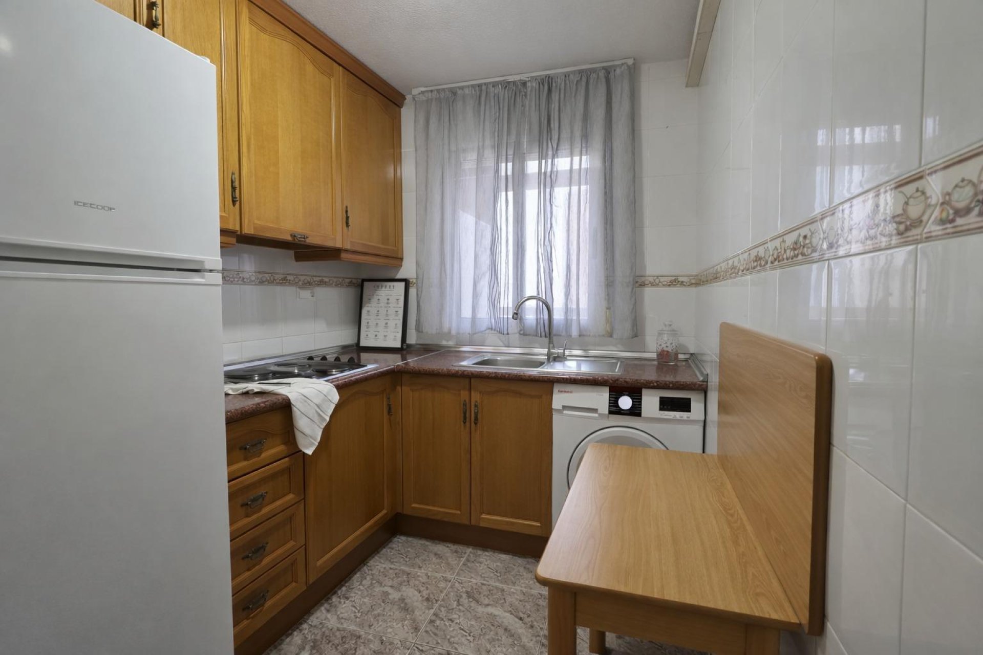 Segunda mano - Apartamento -
Torrevieja - Centro - Muelle Pesquero