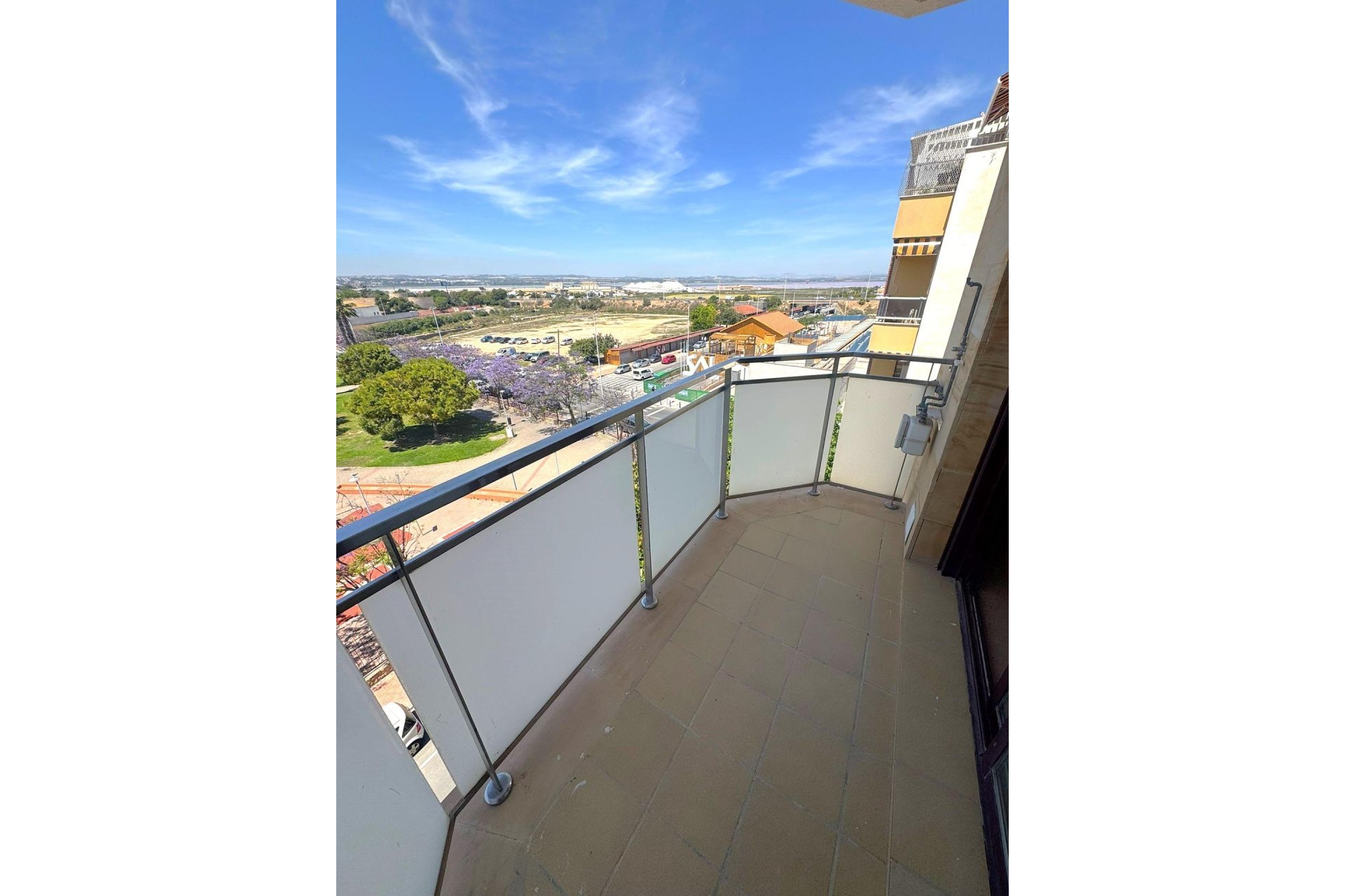 Segunda mano - Apartamento -
Torrevieja - Centro - Muelle Pesquero
