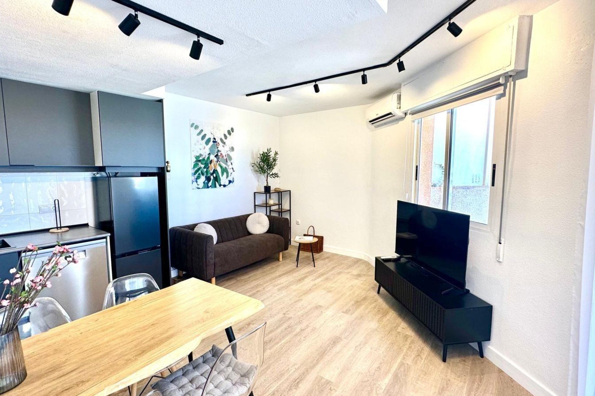 Segunda mano - Apartamento -
Torrevieja - Centro