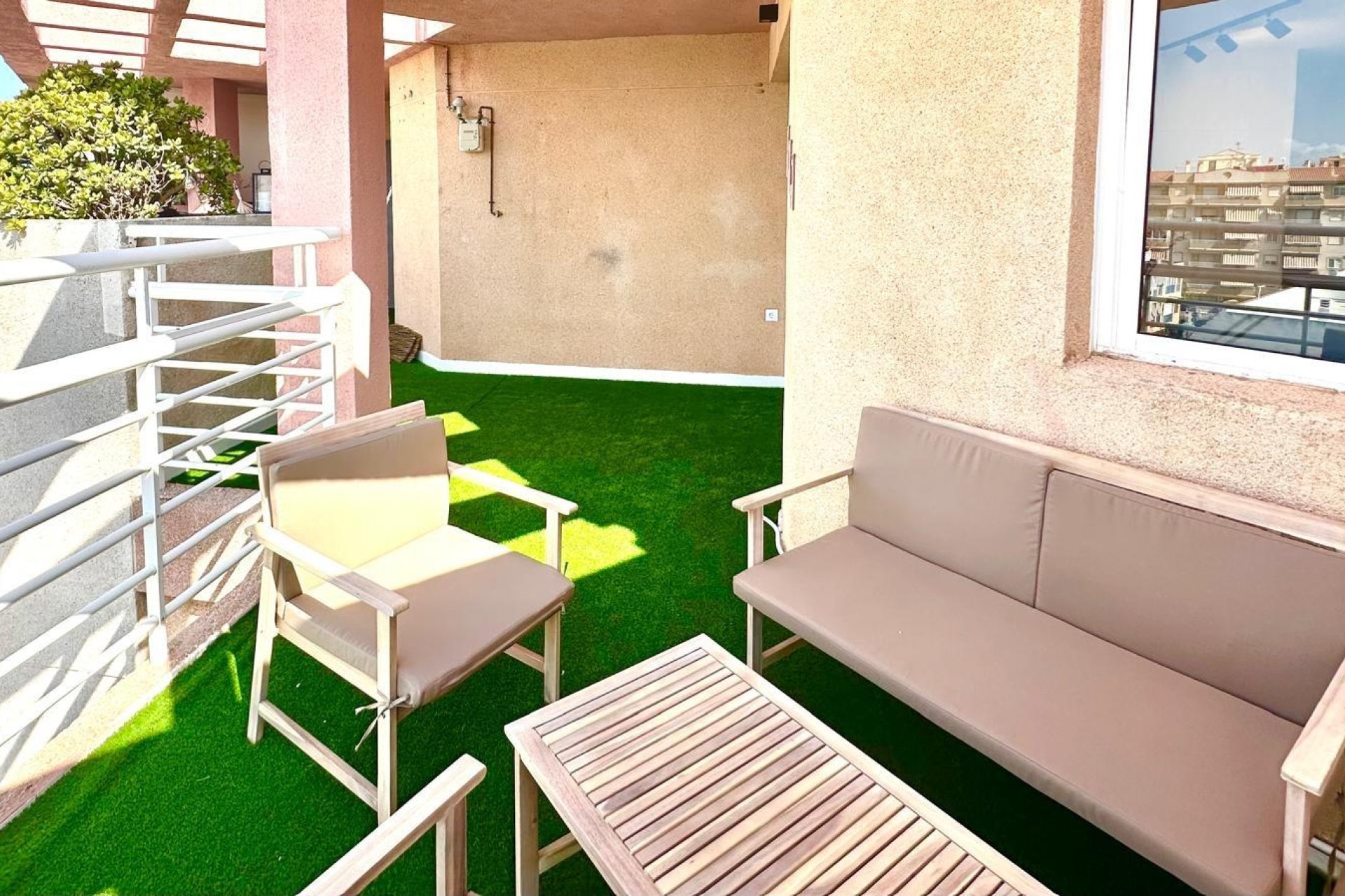Segunda mano - Apartamento -
Torrevieja - Centro
