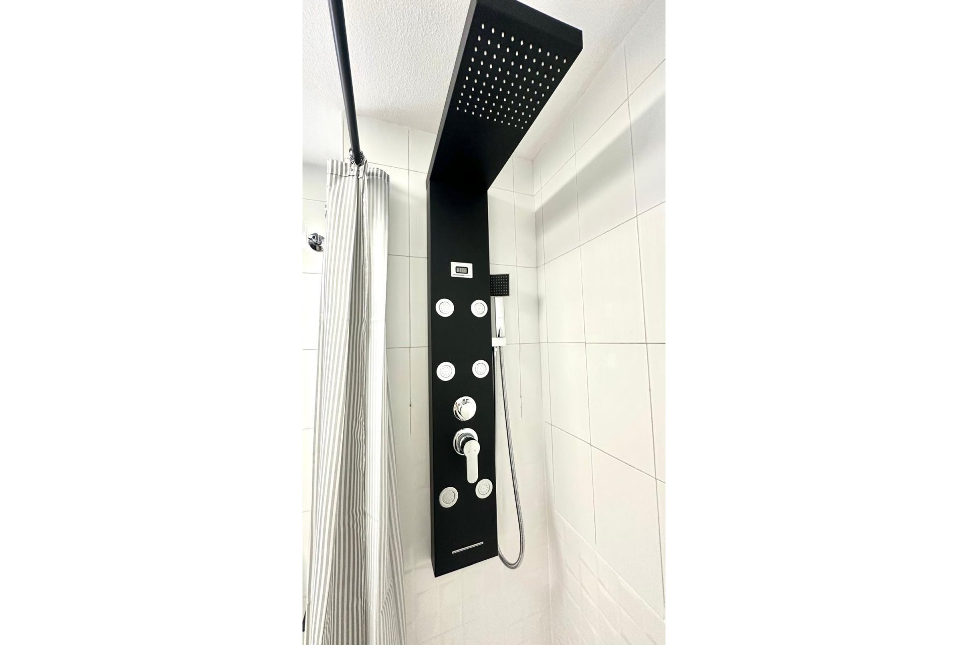 Segunda mano - Apartamento -
Torrevieja - Centro