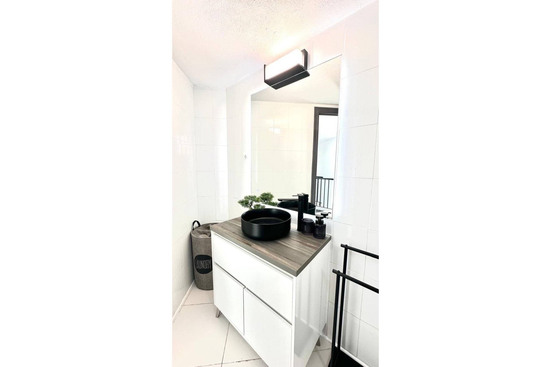 Segunda mano - Apartamento -
Torrevieja - Centro