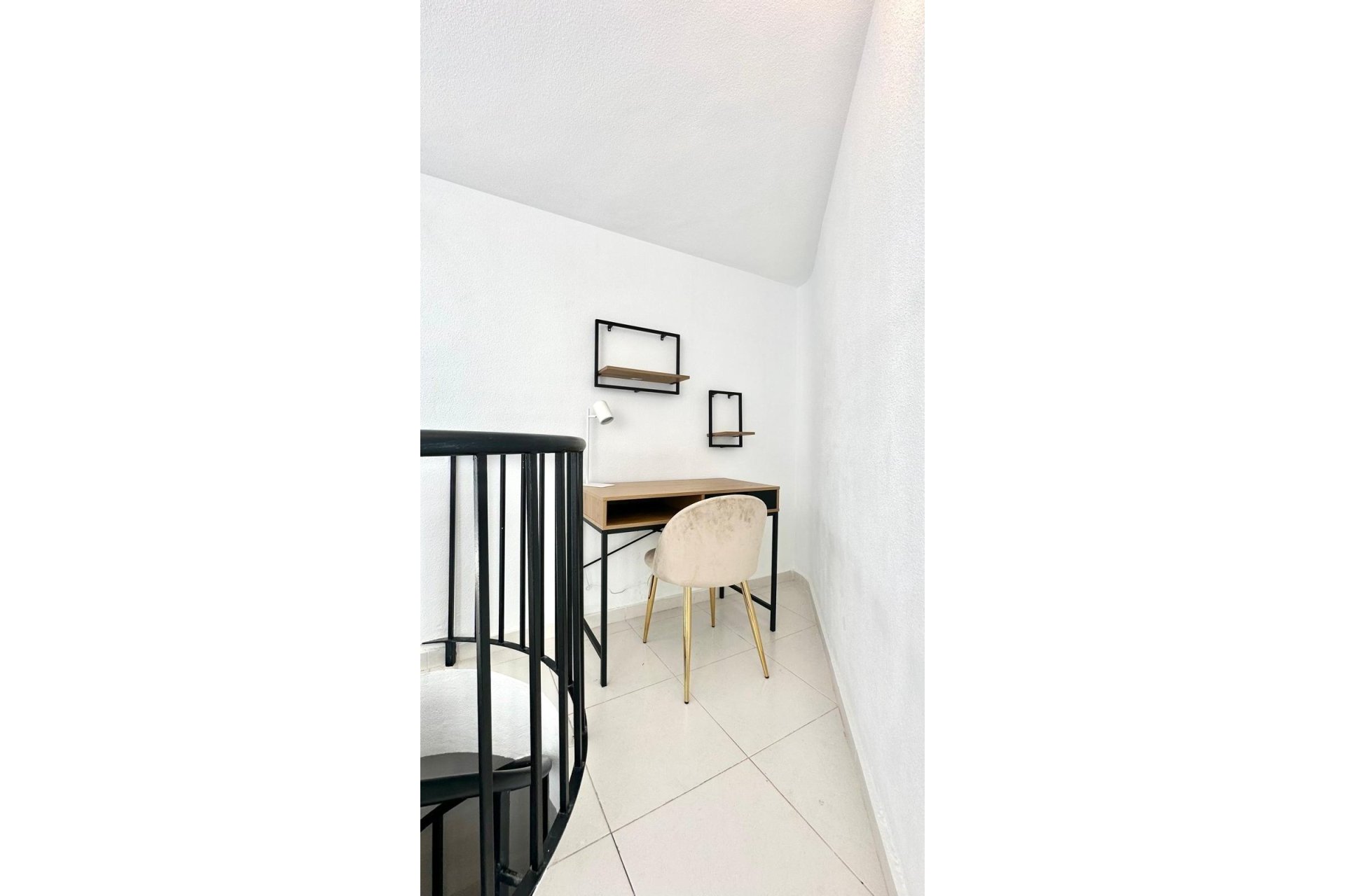 Segunda mano - Apartamento -
Torrevieja - Centro
