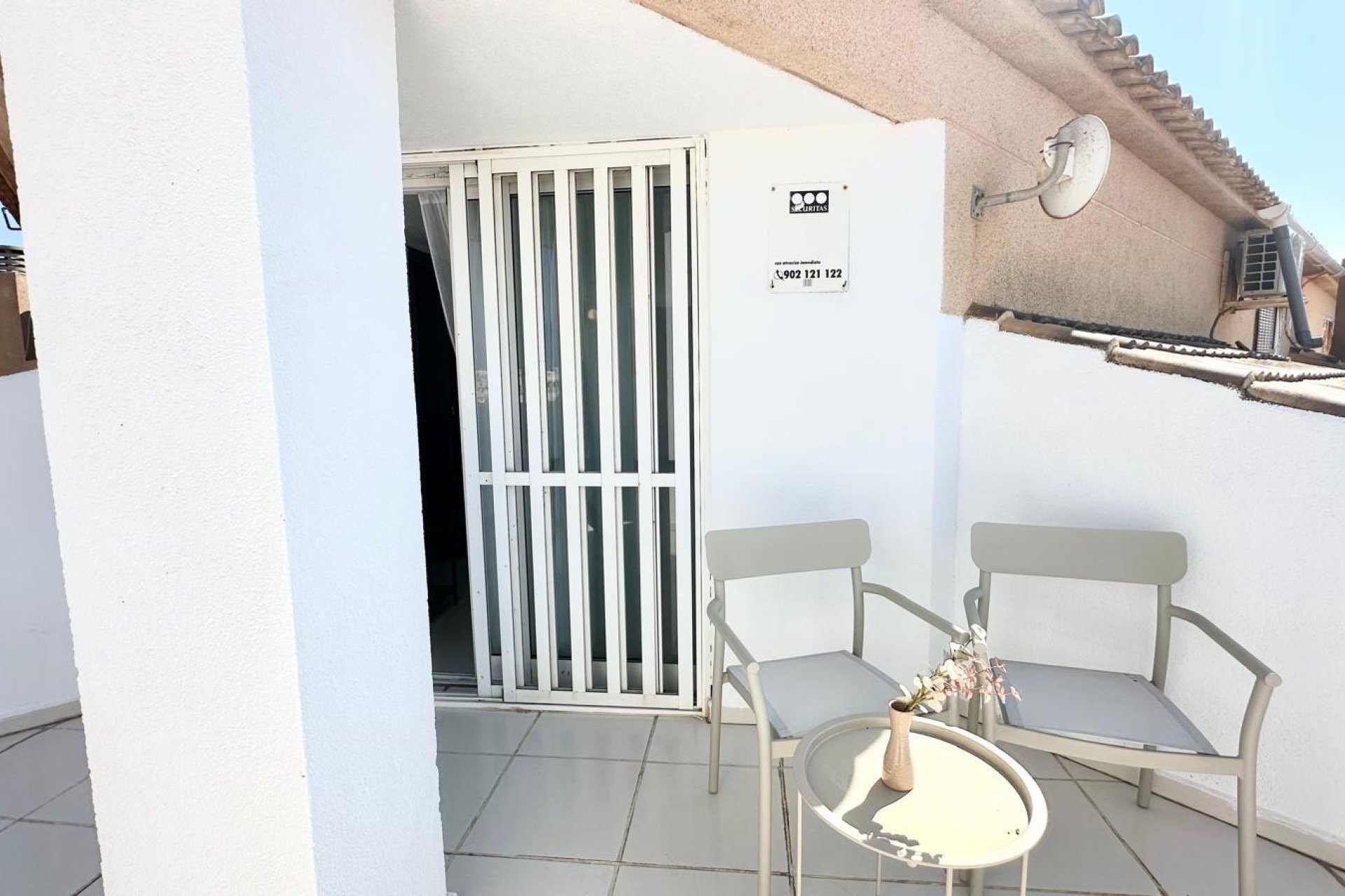 Segunda mano - Apartamento -
Torrevieja - Centro