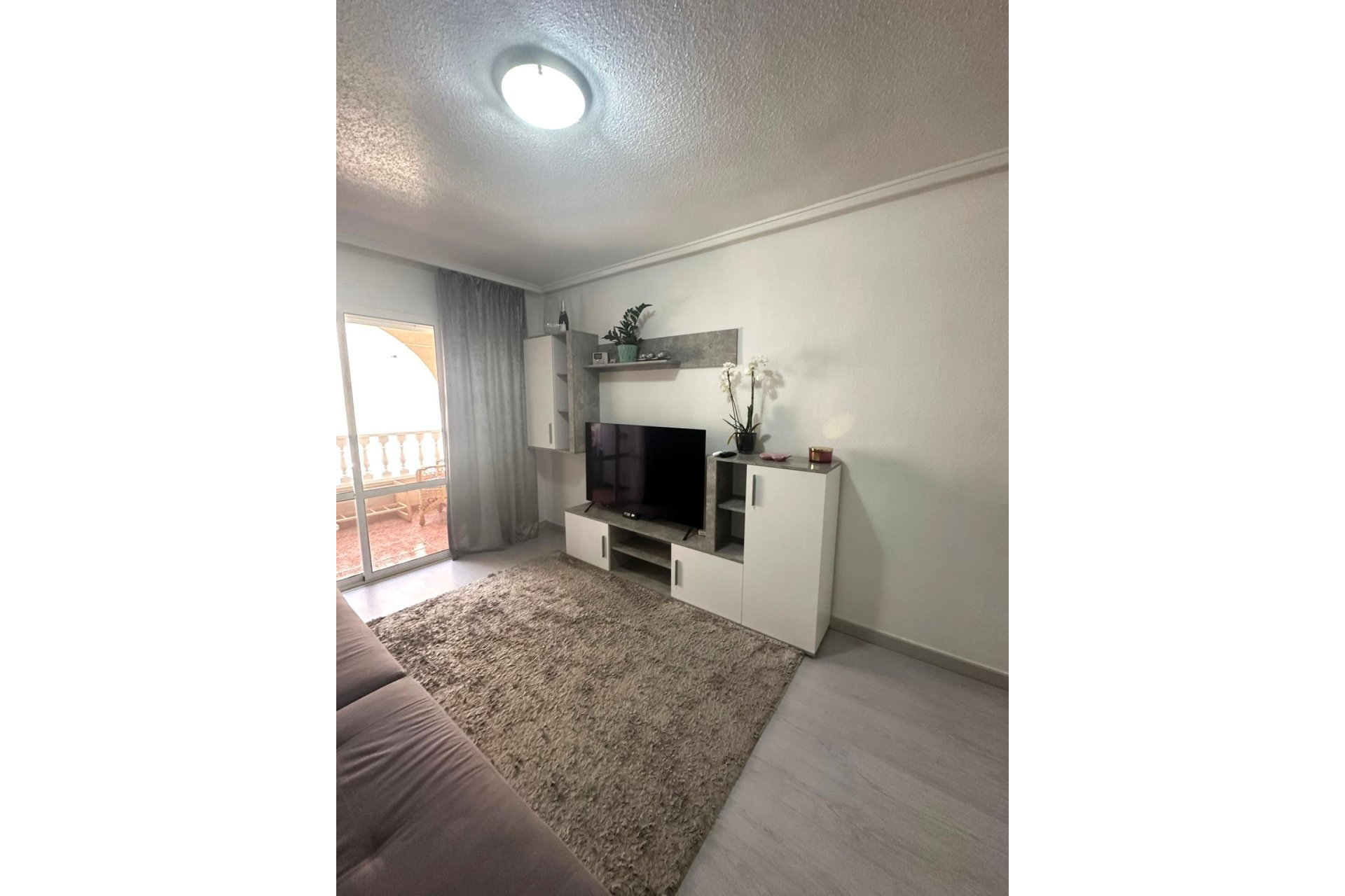 Segunda mano - Apartamento -
Torrevieja - Centro