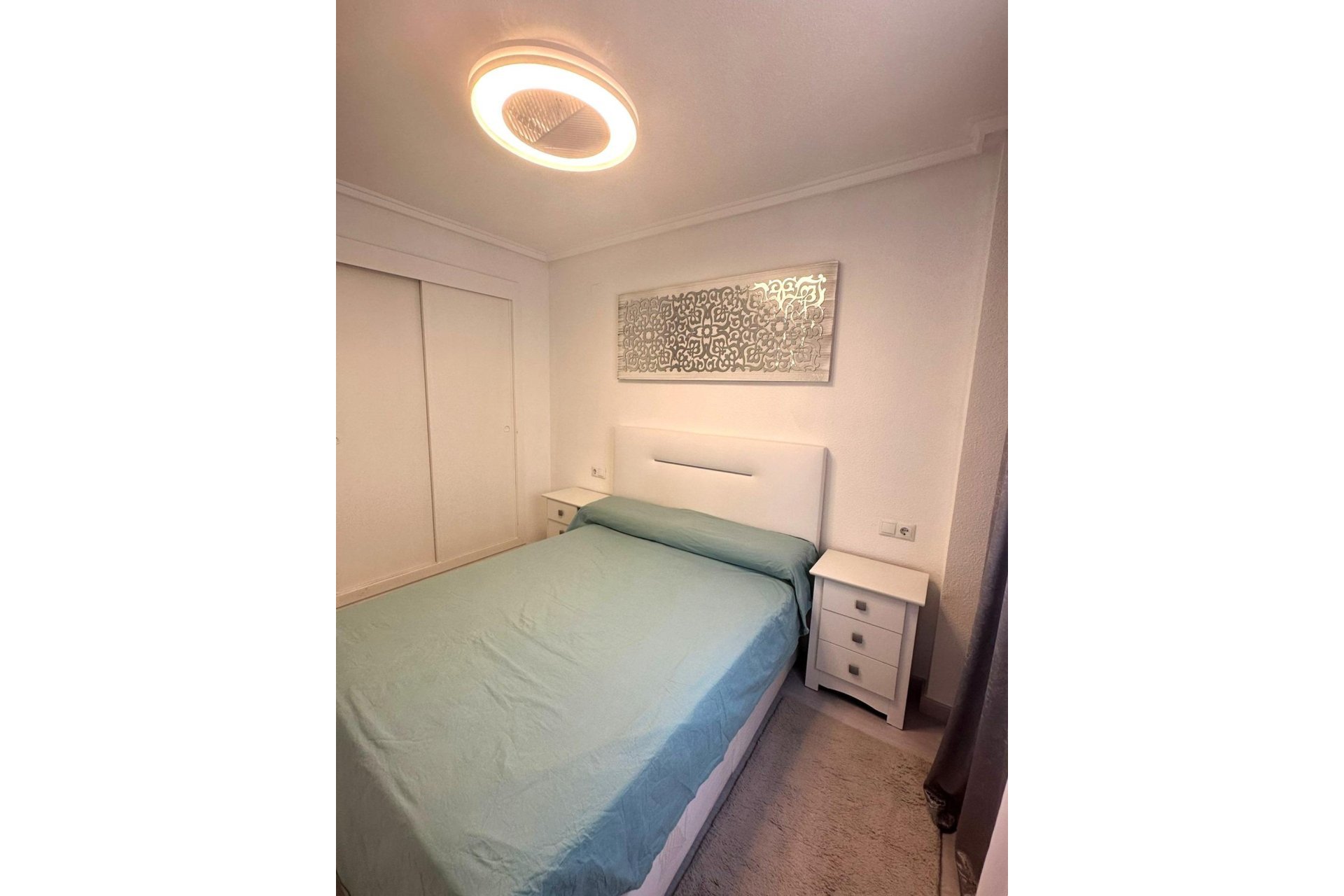 Segunda mano - Apartamento -
Torrevieja - Centro