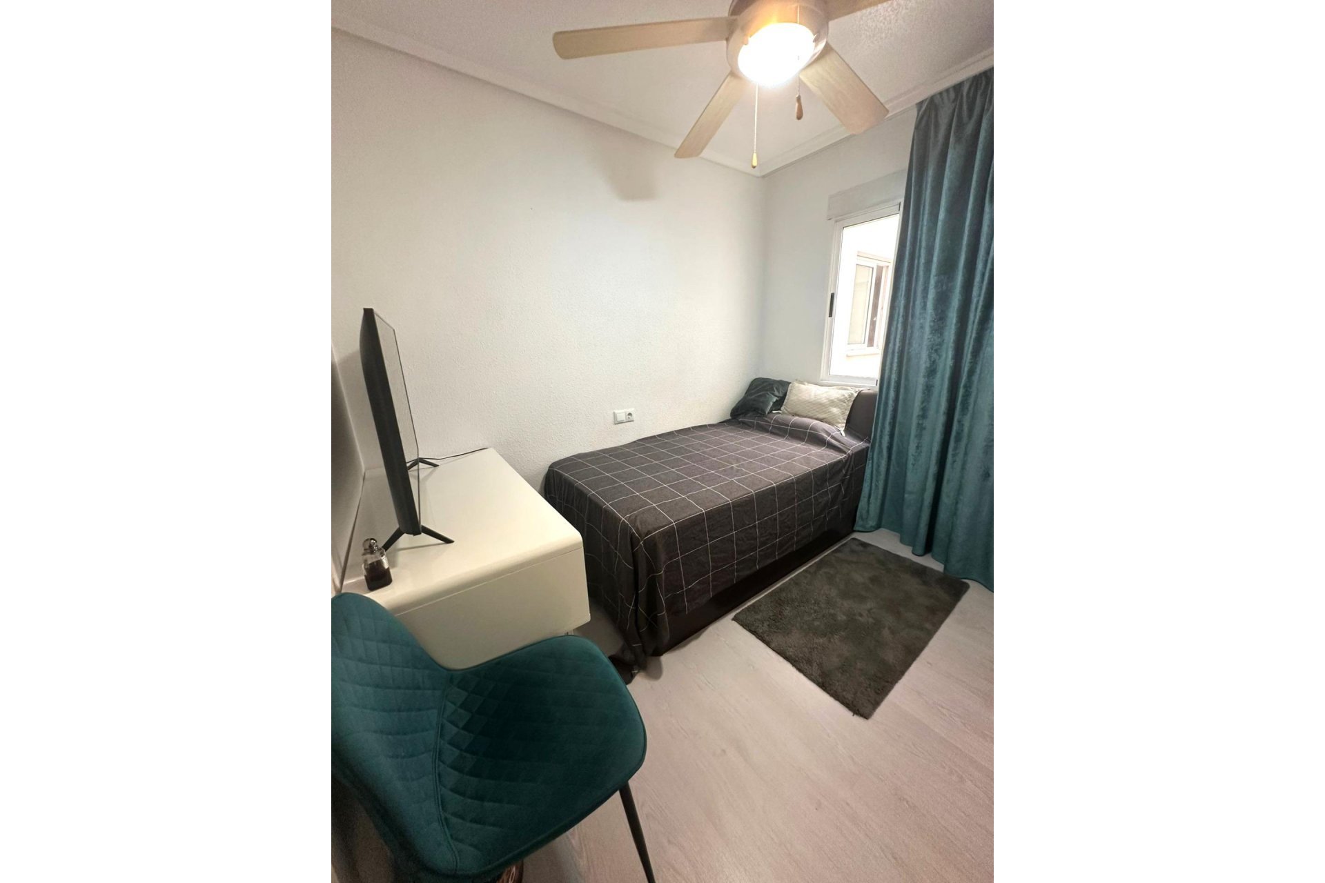 Segunda mano - Apartamento -
Torrevieja - Centro