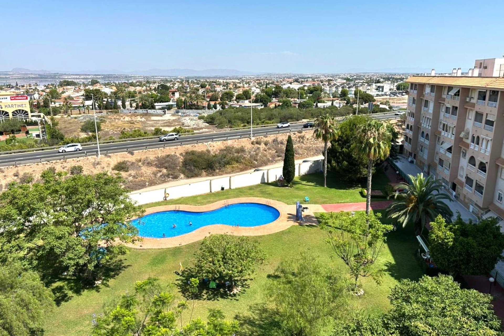 Segunda mano - Apartamento -
Torrevieja - Centro