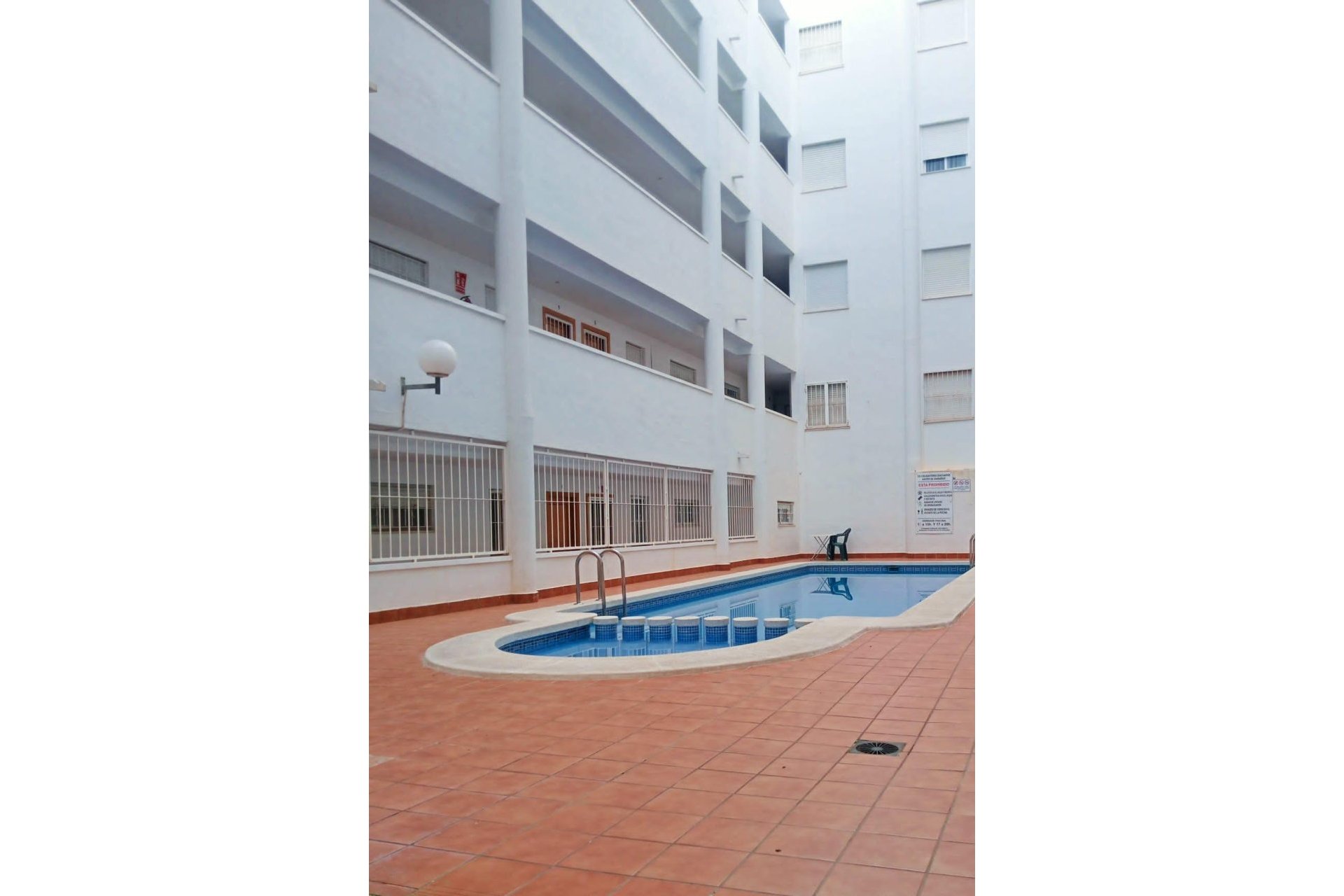 Segunda mano - Apartamento -
Torrevieja - Centro