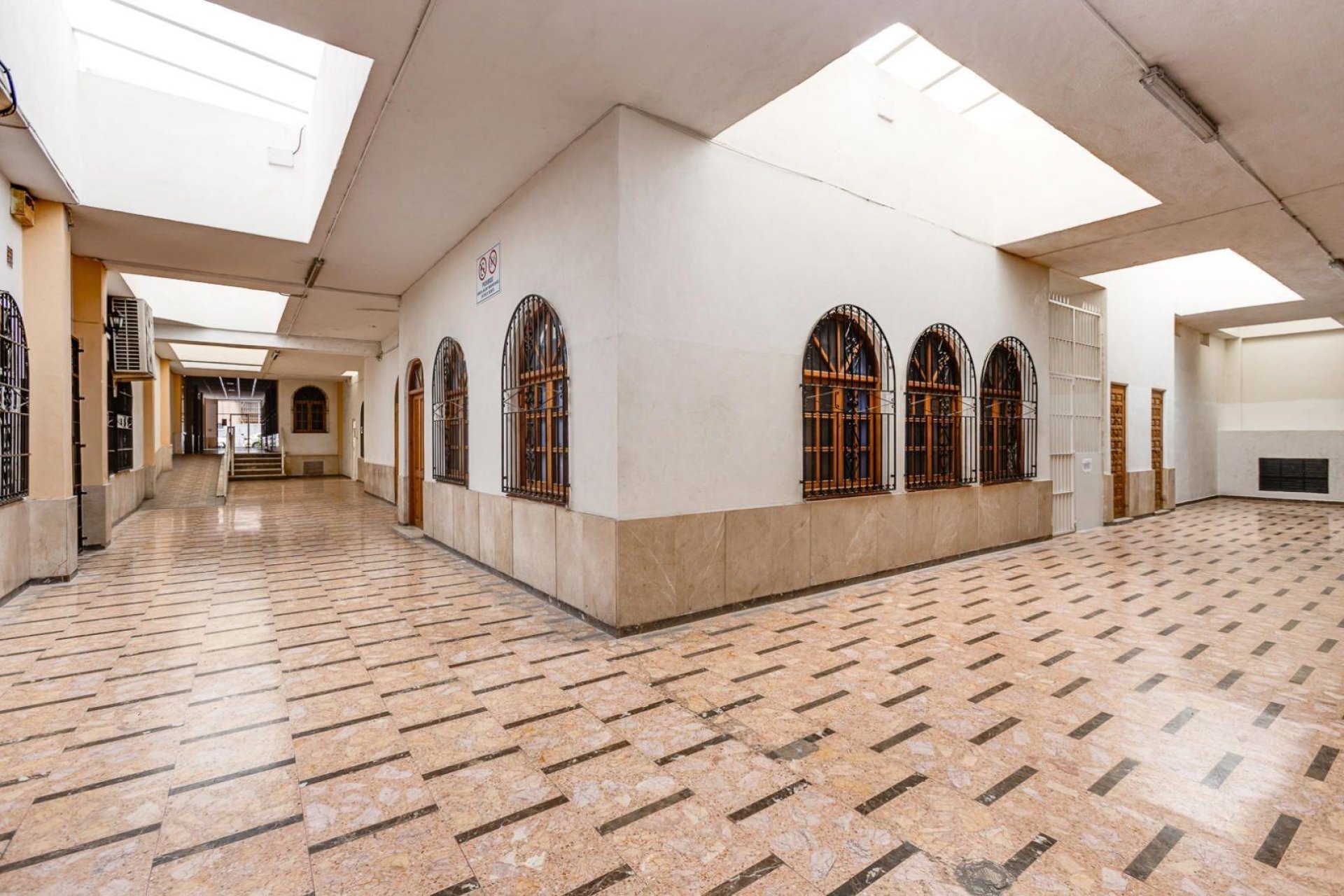 Segunda mano - Apartamento -
Torrevieja - Centro