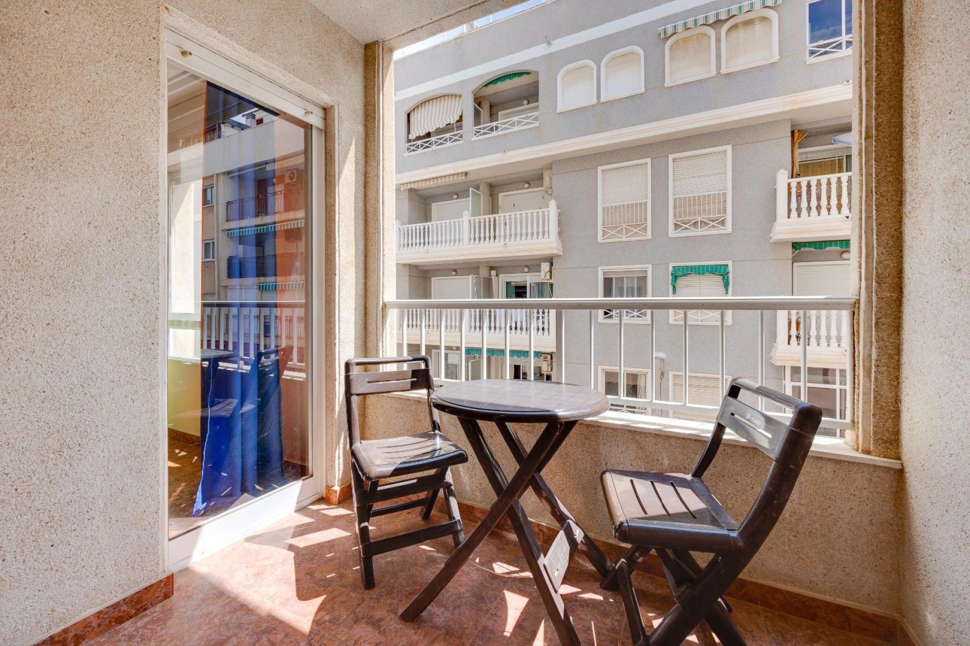 Segunda mano - Apartamento -
Torrevieja - Centro
