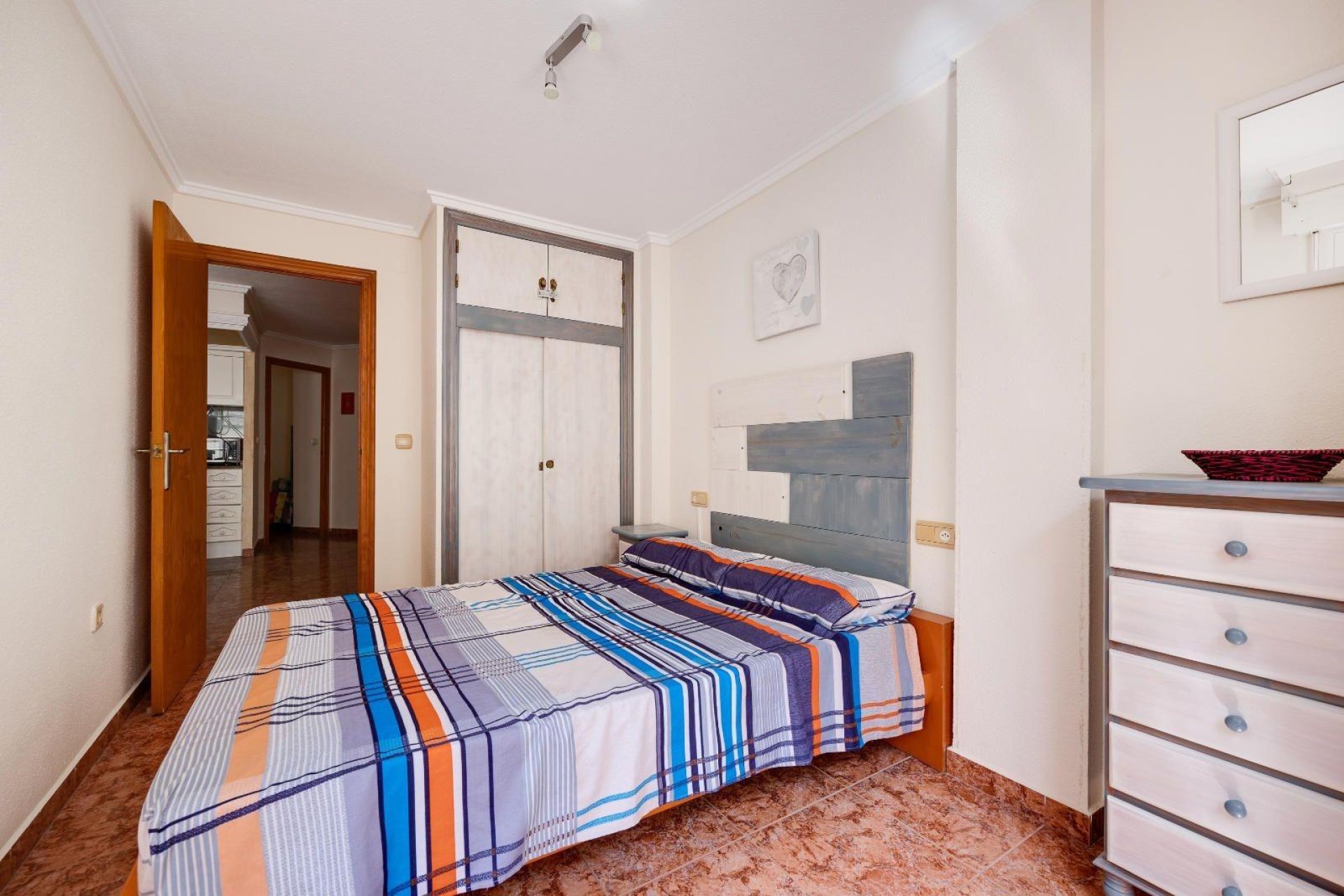 Segunda mano - Apartamento -
Torrevieja - Centro