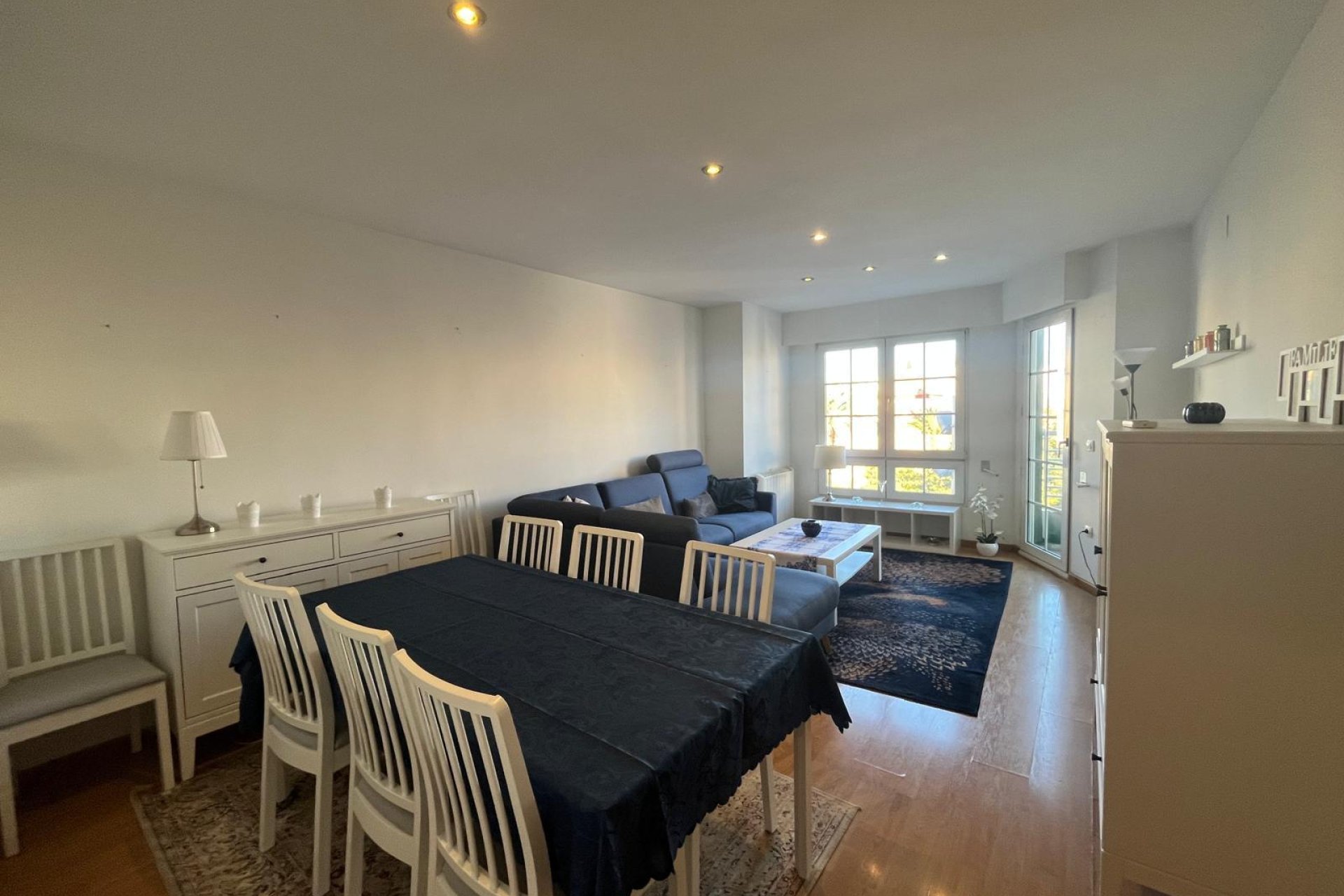 Segunda mano - Apartamento -
Torrevieja - Centro