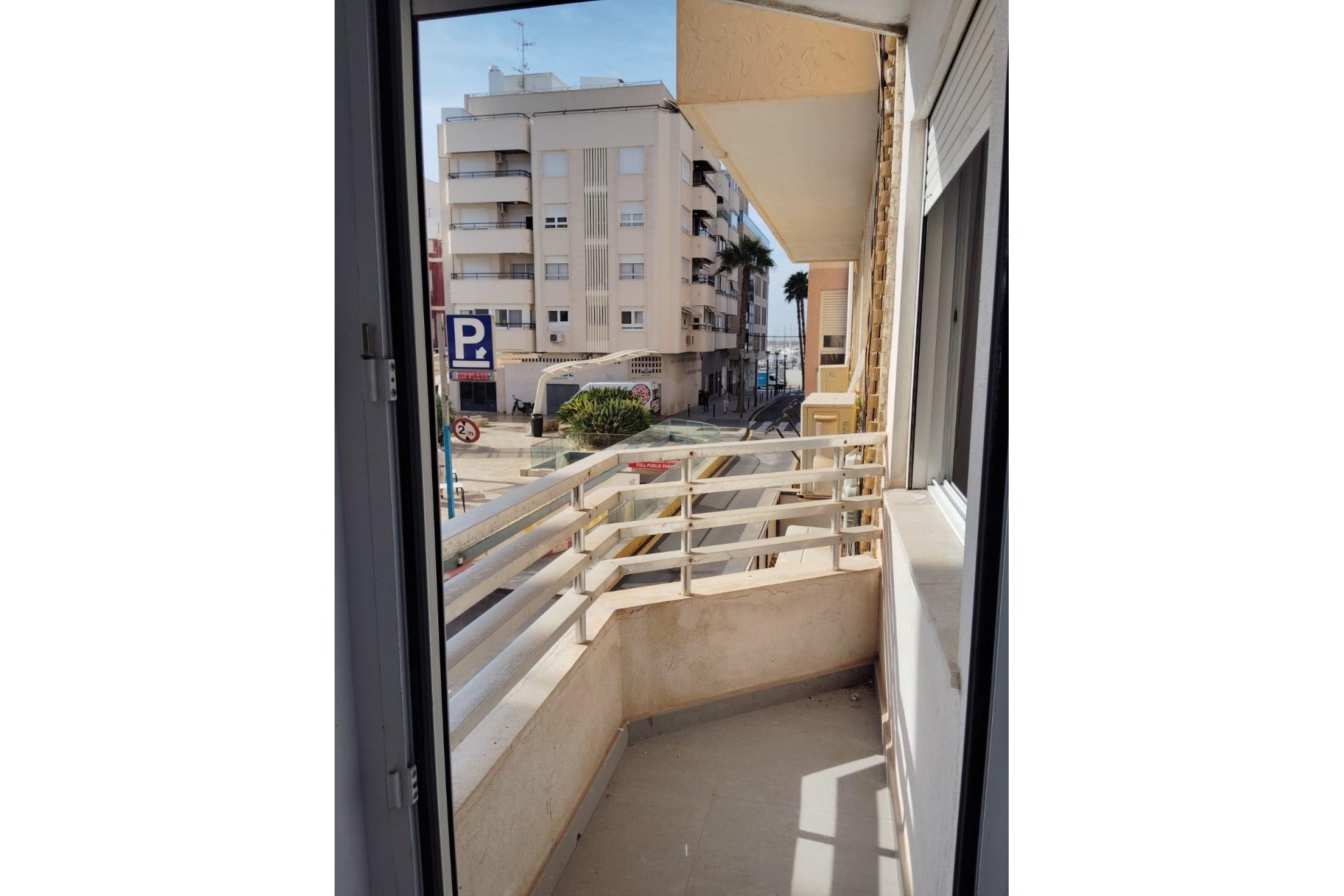 Segunda mano - Apartamento -
Torrevieja - Centro