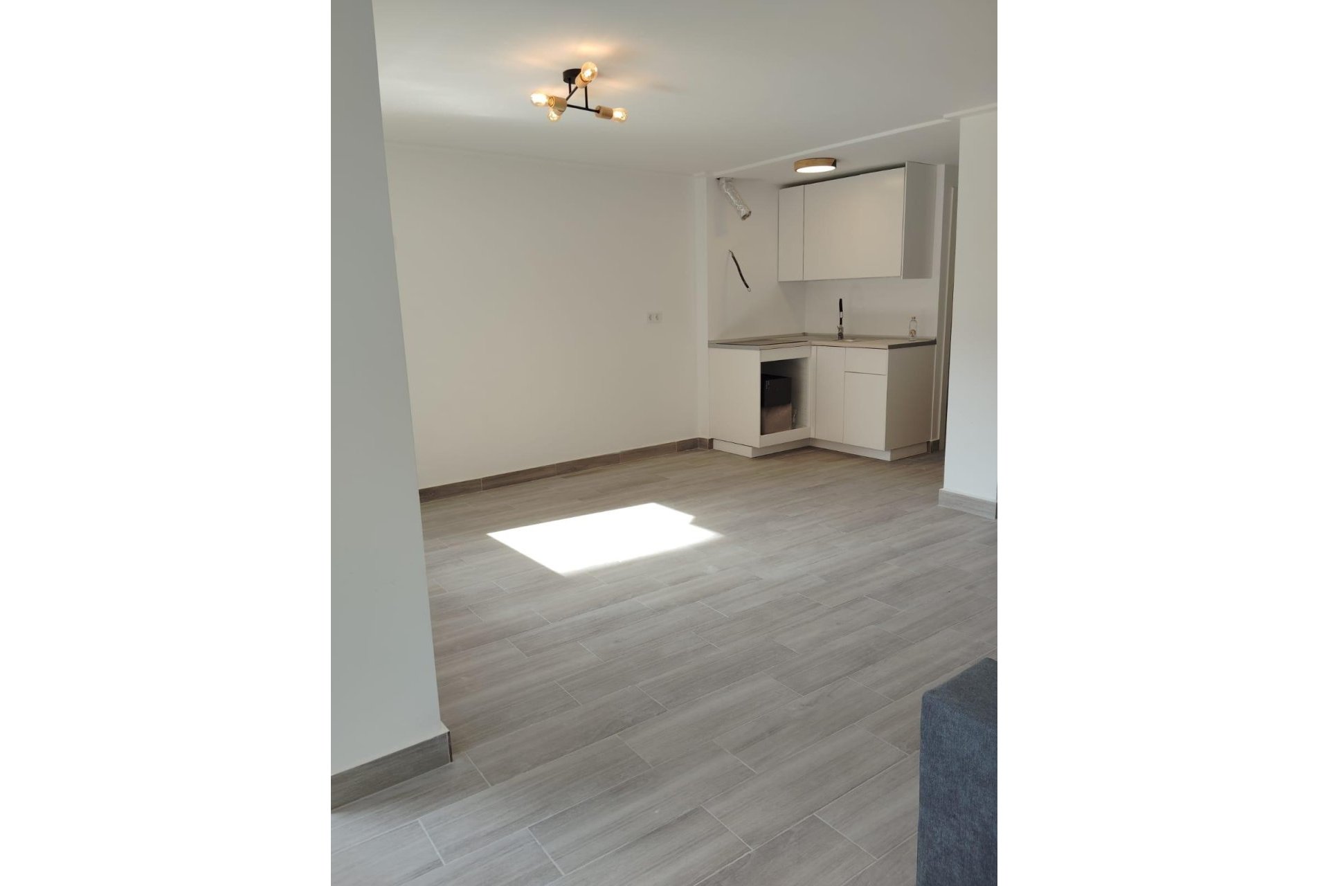 Segunda mano - Apartamento -
Torrevieja - Centro