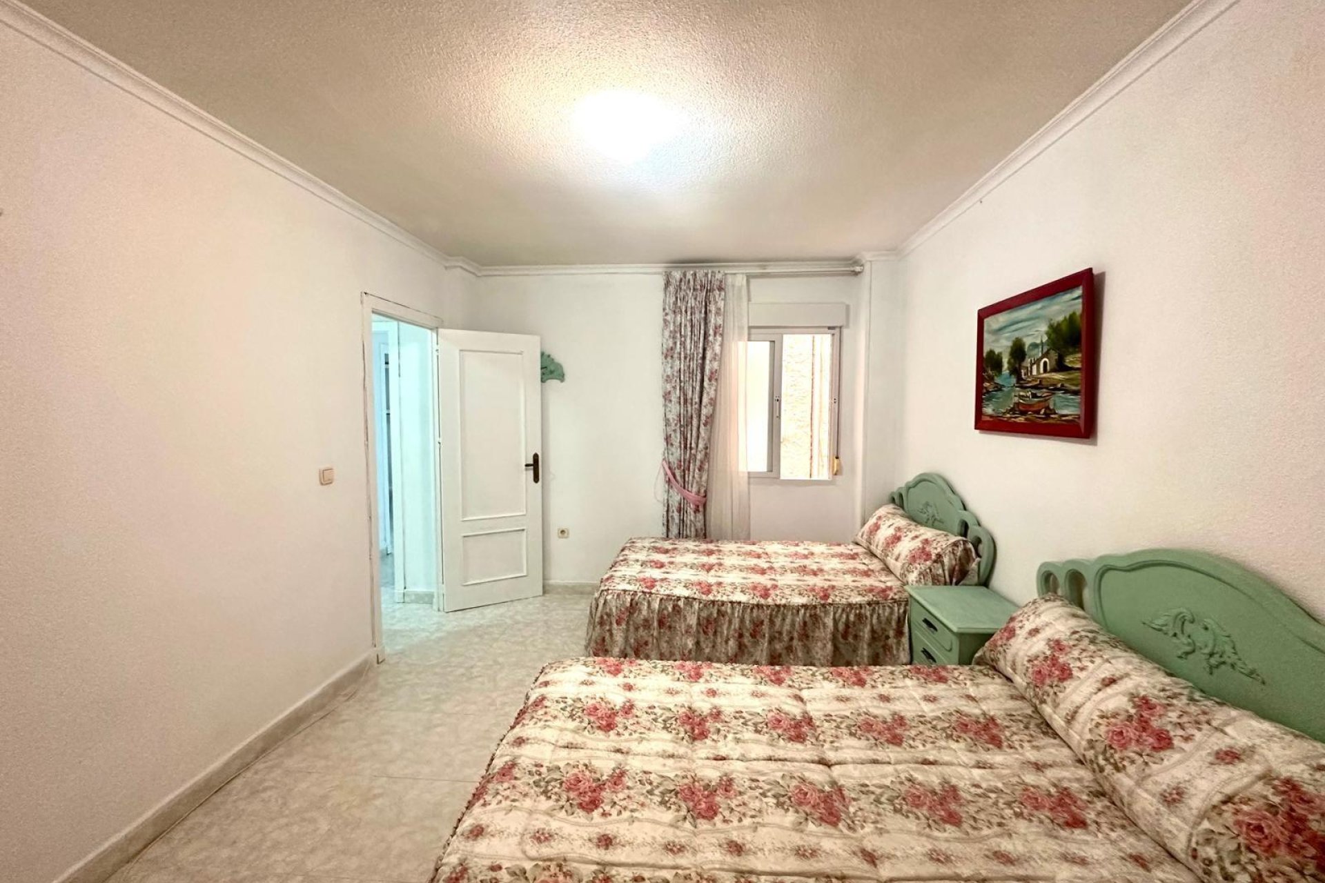 Segunda mano - Apartamento -
Torrevieja - Centro