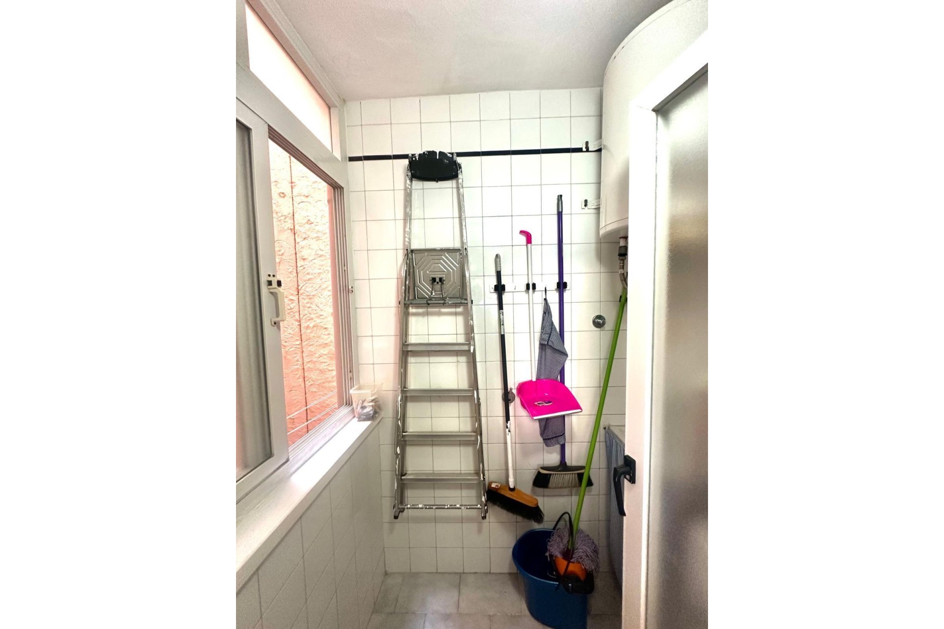 Segunda mano - Apartamento -
Torrevieja - Centro