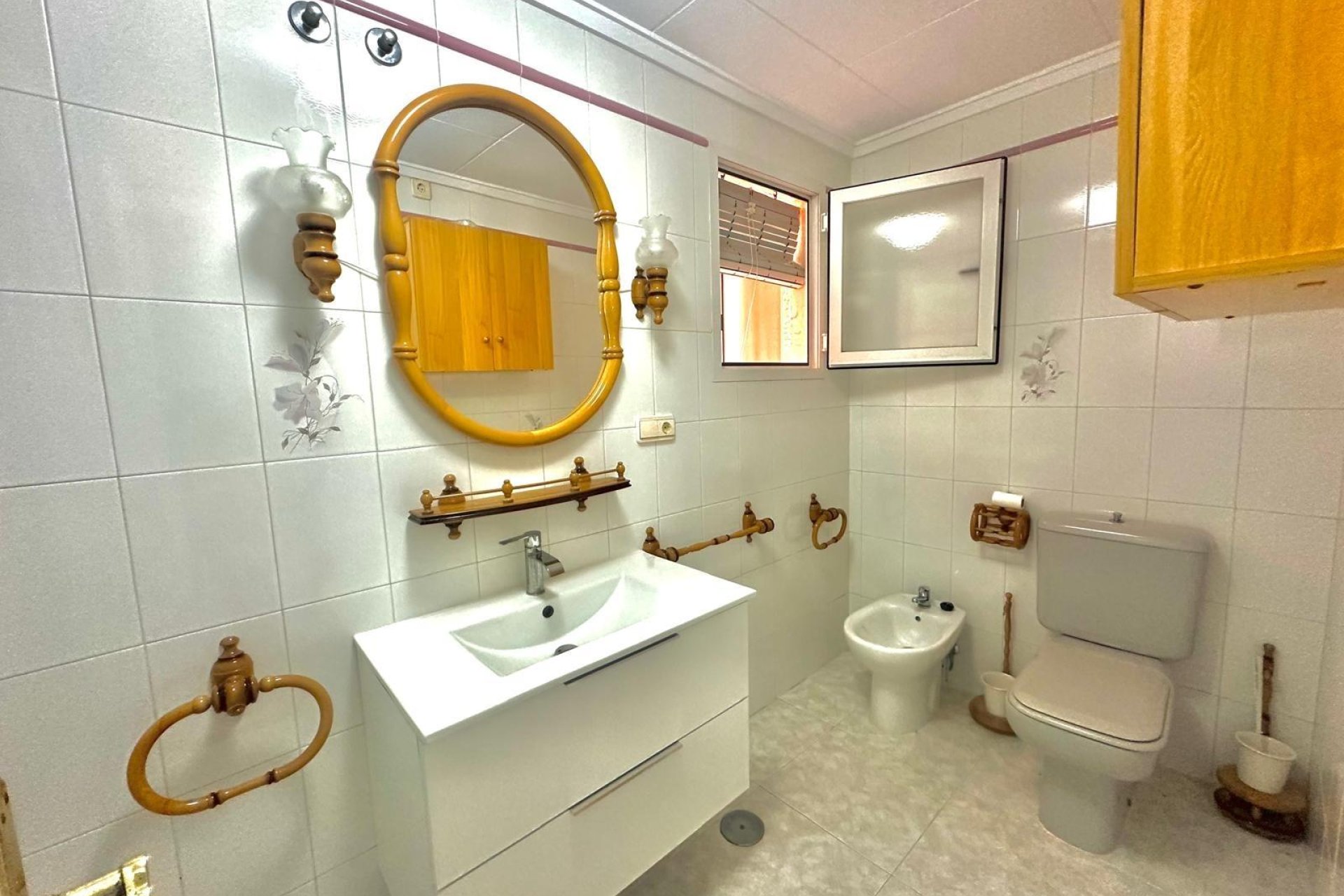 Segunda mano - Apartamento -
Torrevieja - Centro