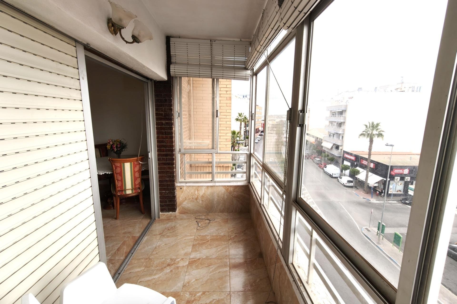 Segunda mano - Apartamento -
Torrevieja - Centro